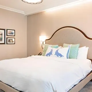 Bed in Hotel Atwater