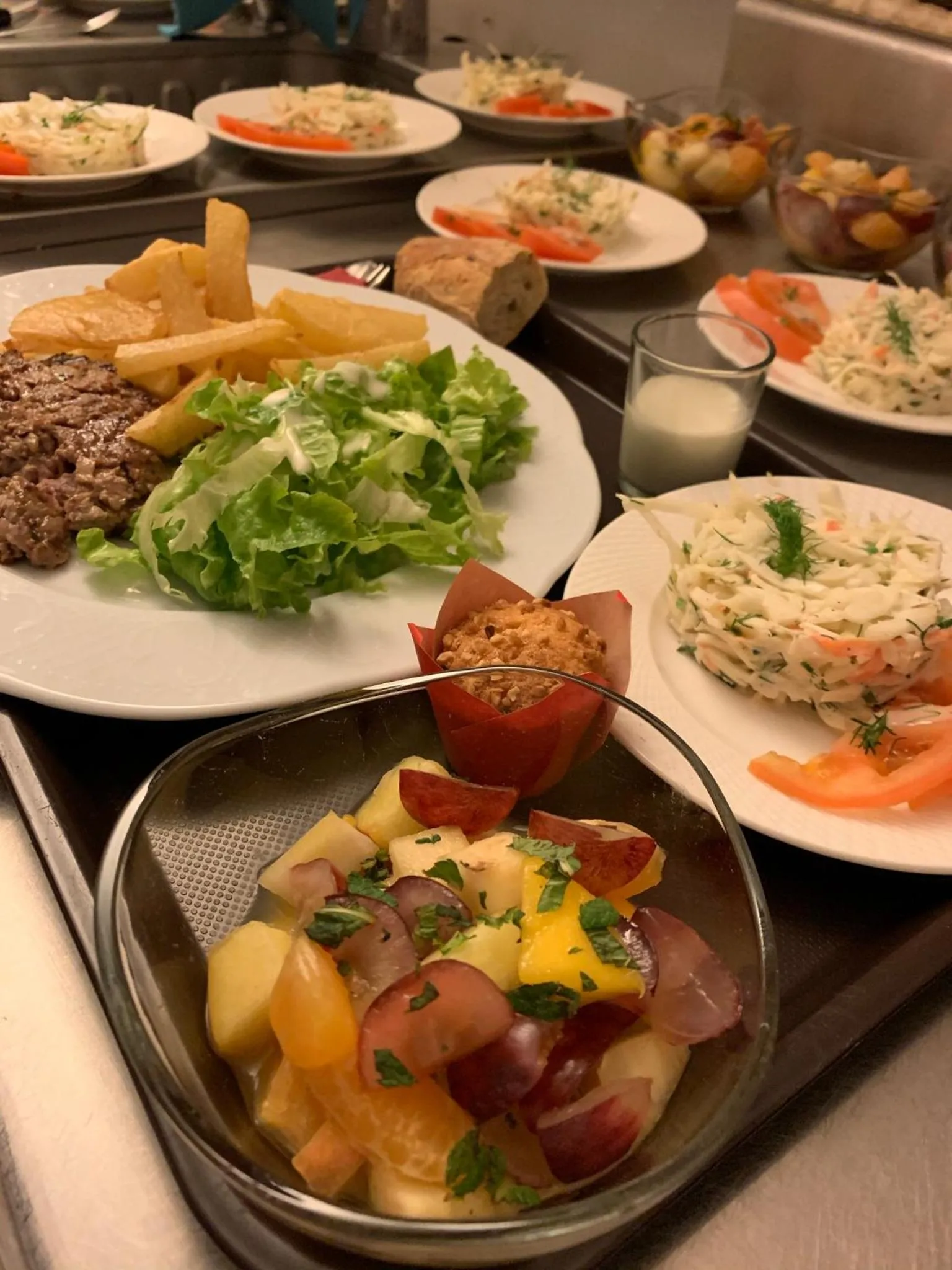 Restaurant/places to eat in FH Confort Hotel Orléans Co'met