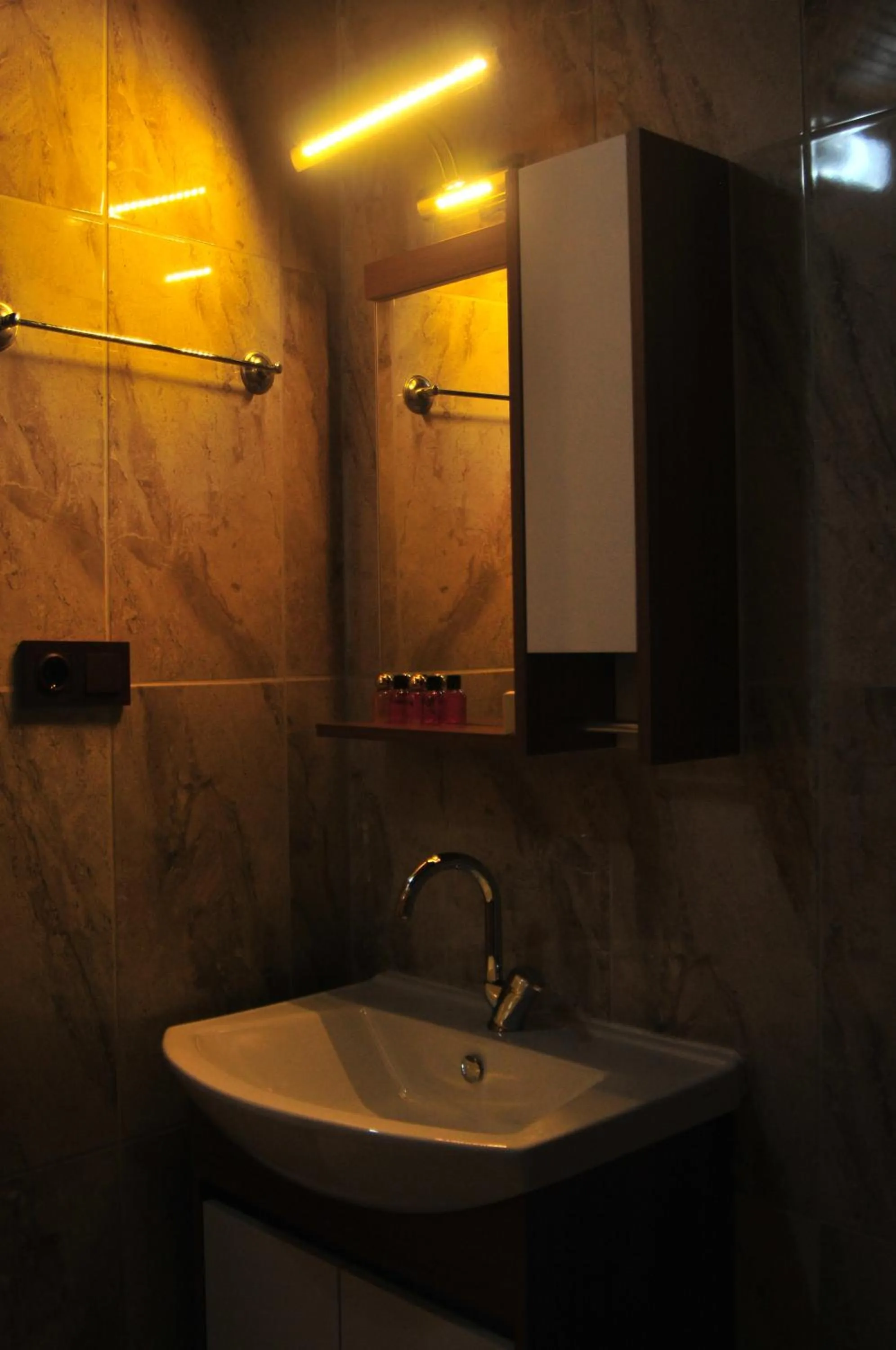 Bathroom in DİLEK SUIT&CAFE