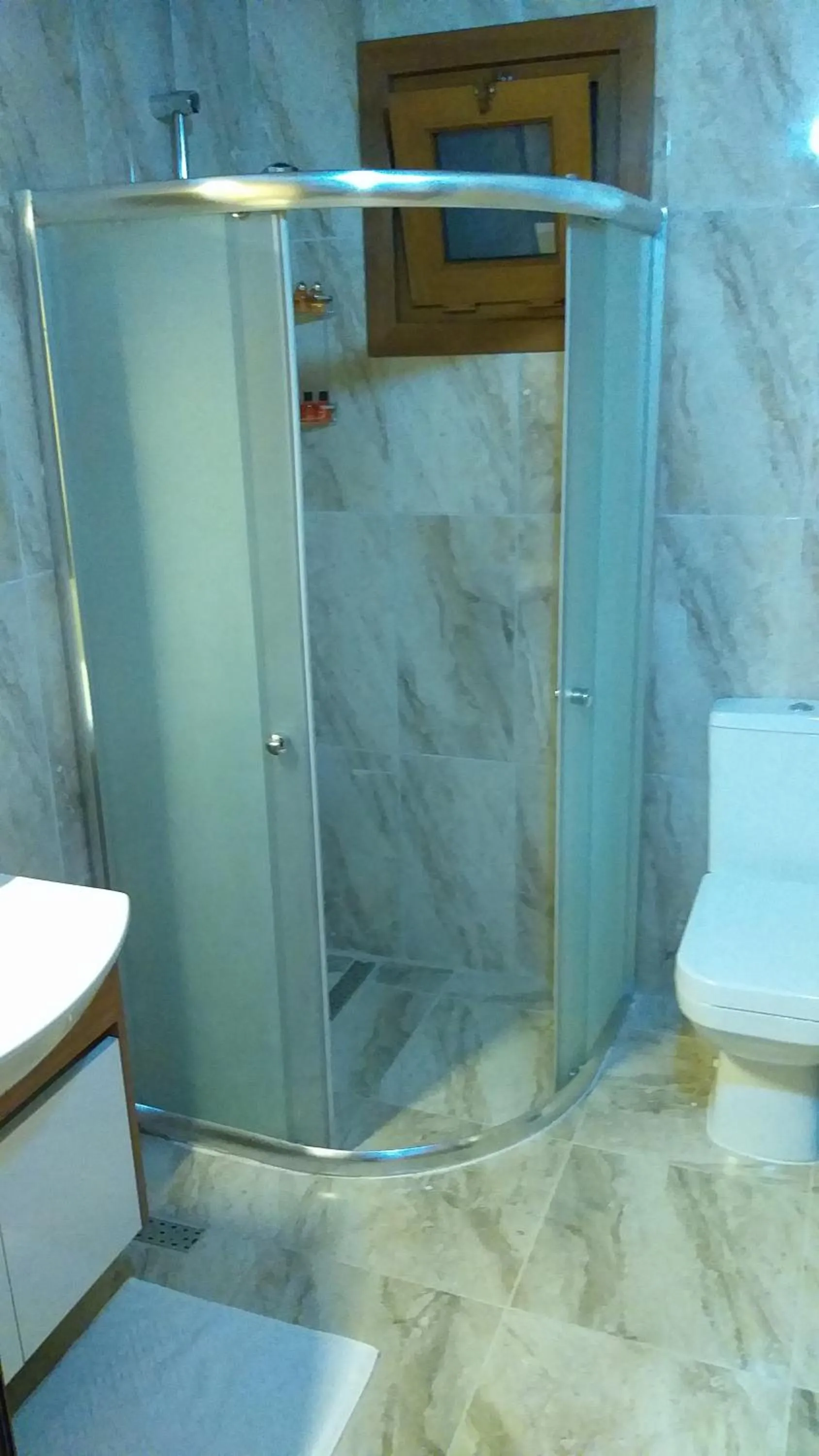 Shower in DİLEK SUIT&CAFE