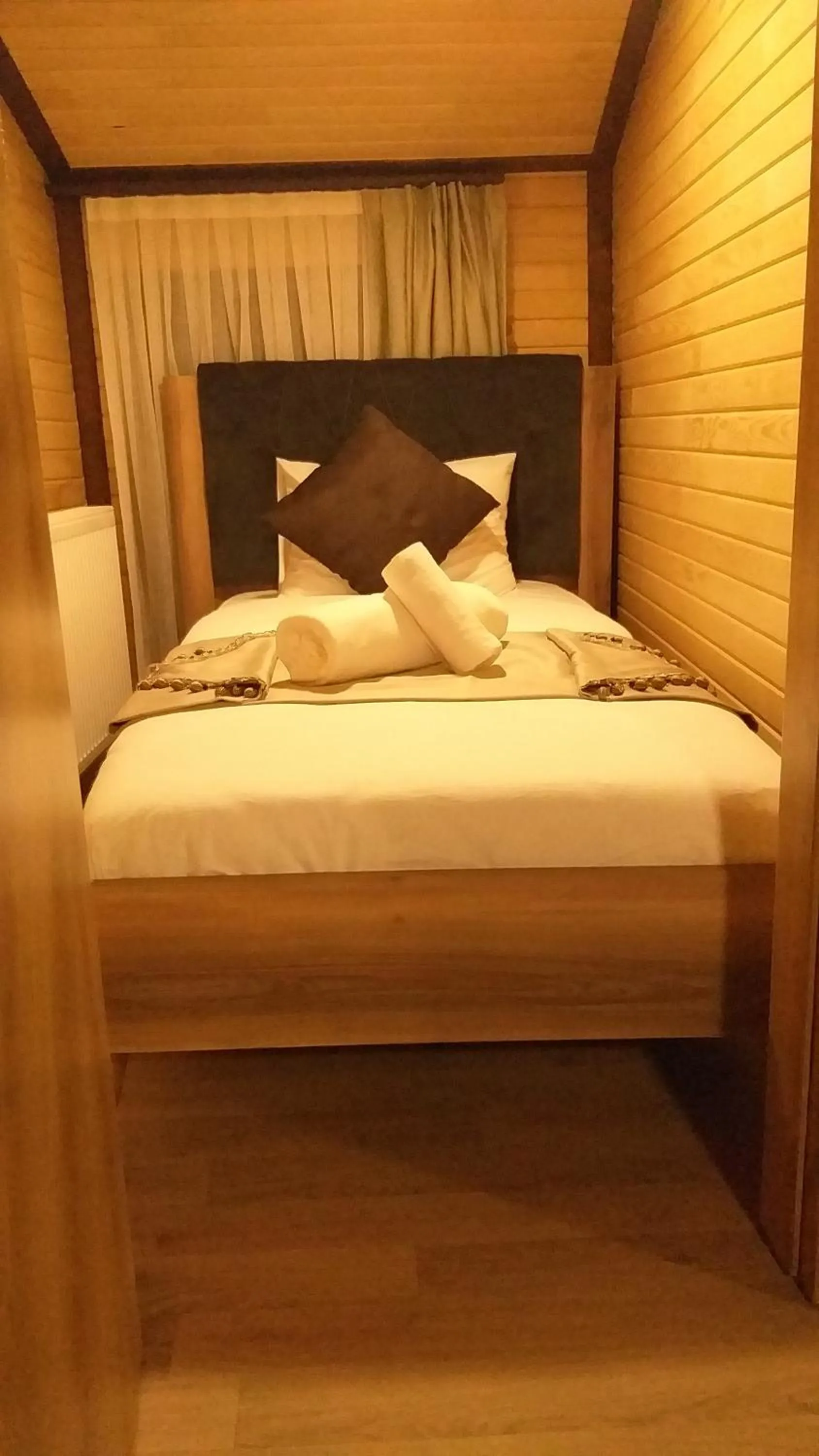 Bed in DİLEK SUIT&CAFE