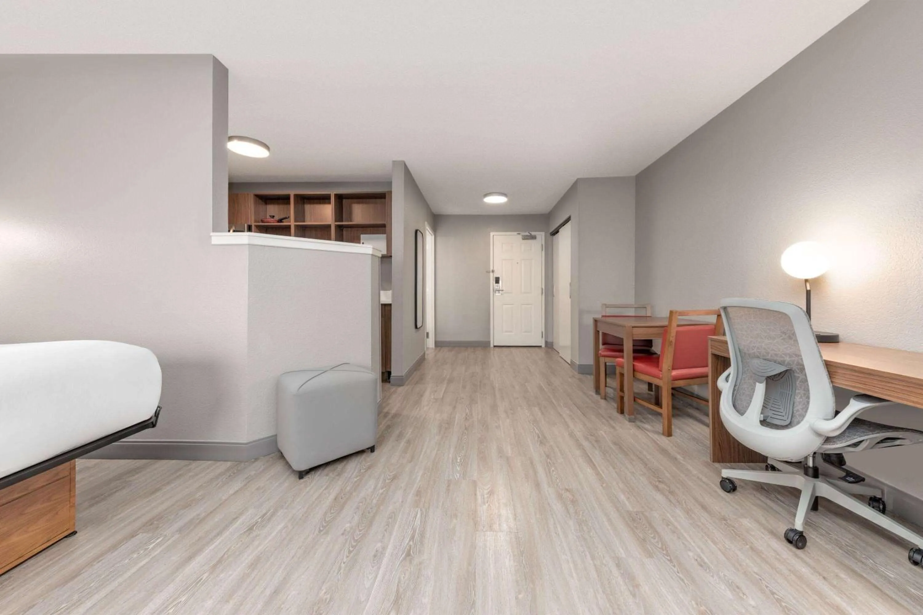 Photo of the whole room in Baymont by Wyndham Bedford-Dallas