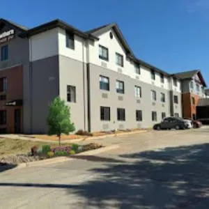 Baymont by Wyndham Bedford-Dallas