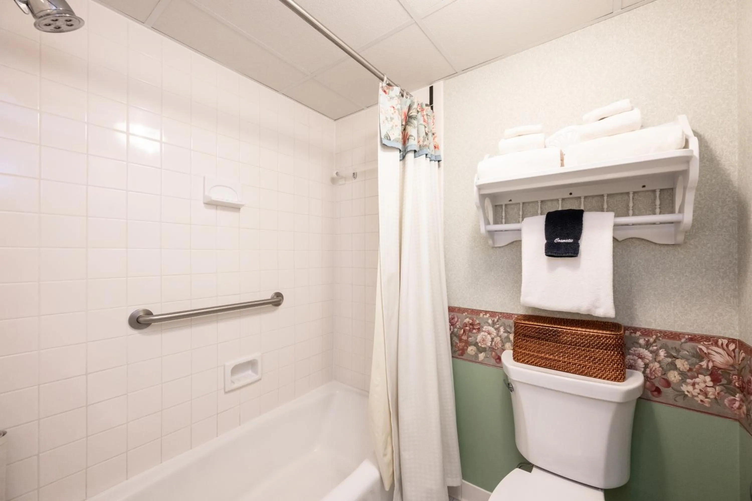 Bathroom in Boardwalk Plaza Hotel