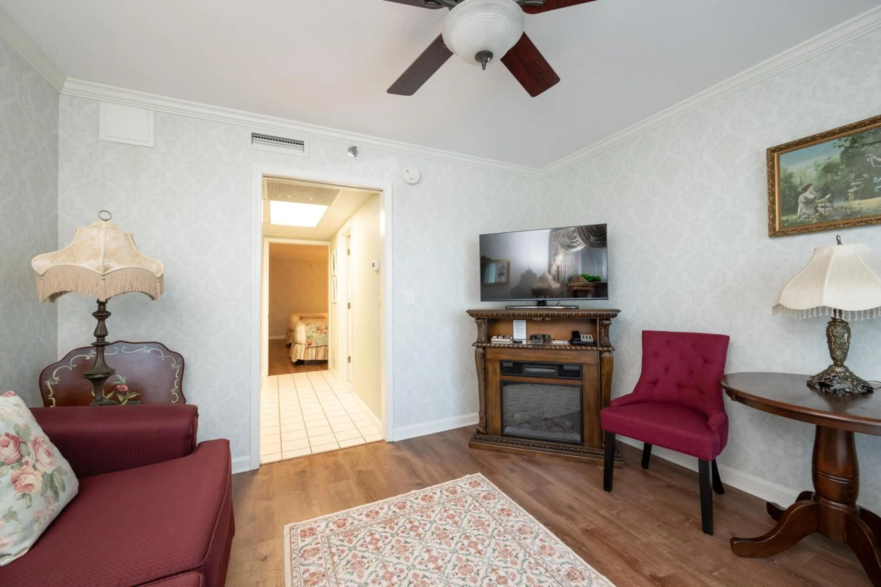 Living room in Boardwalk Plaza Hotel