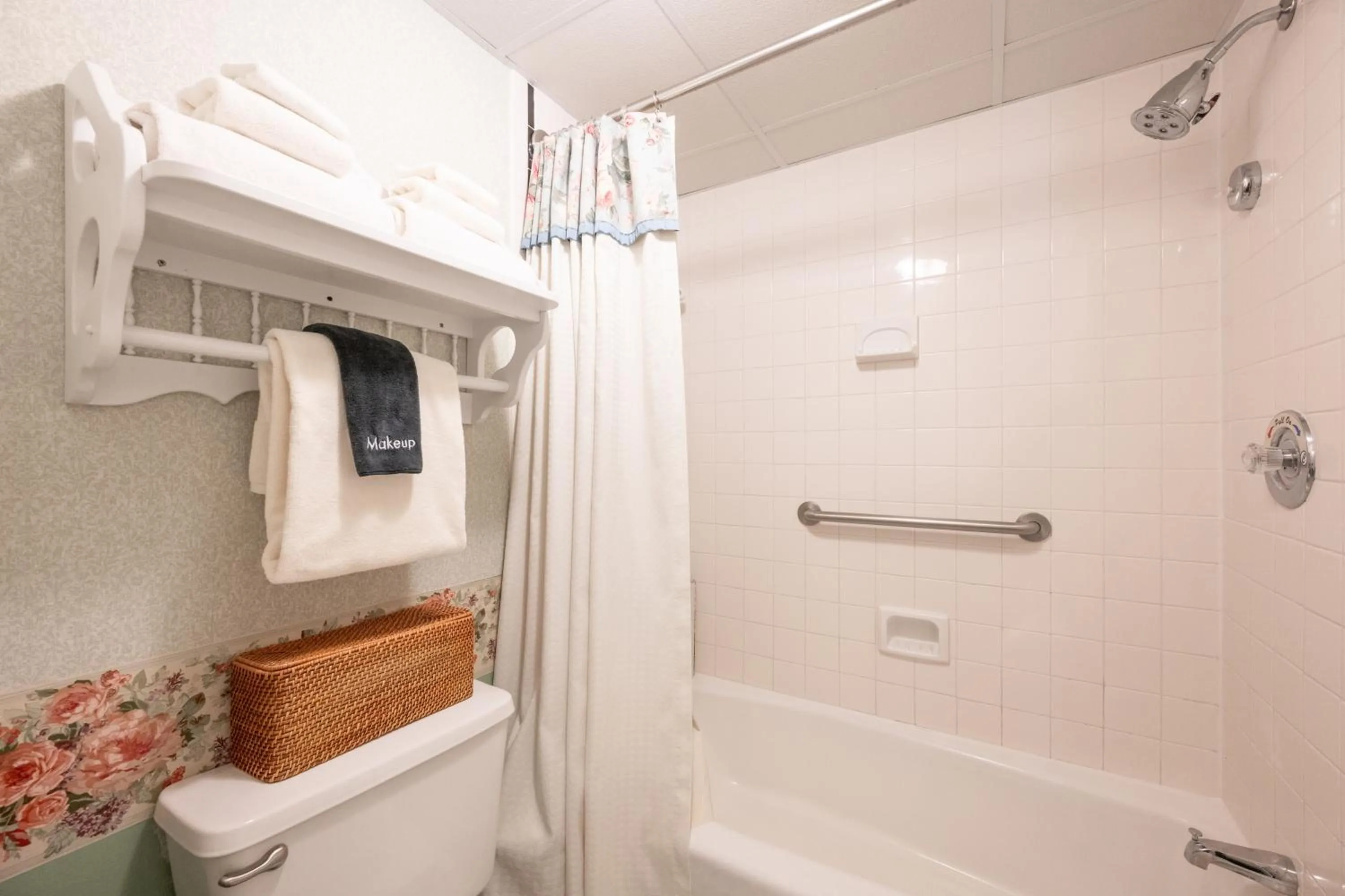 Bathroom in Boardwalk Plaza Hotel