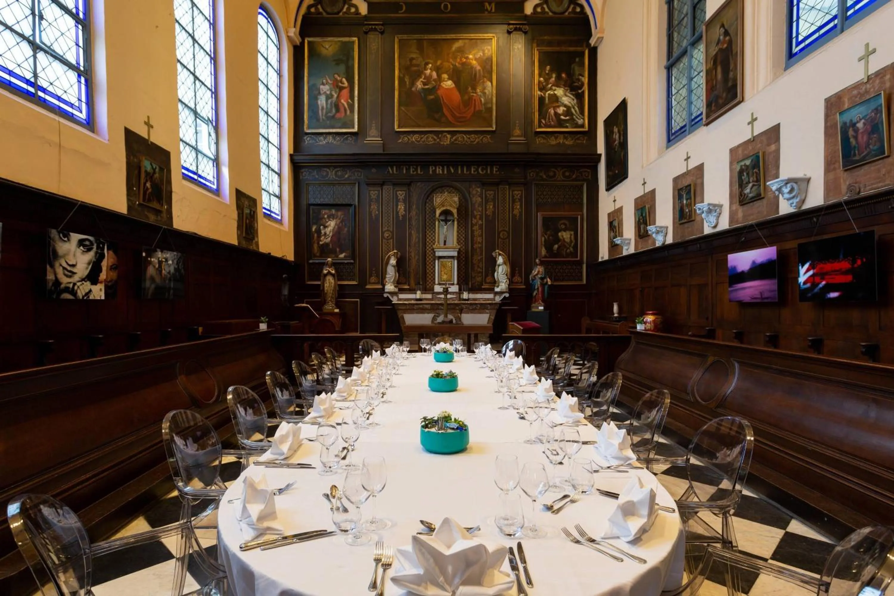 Meeting/conference room in L'Hermitage Gantois, Autograph Collection