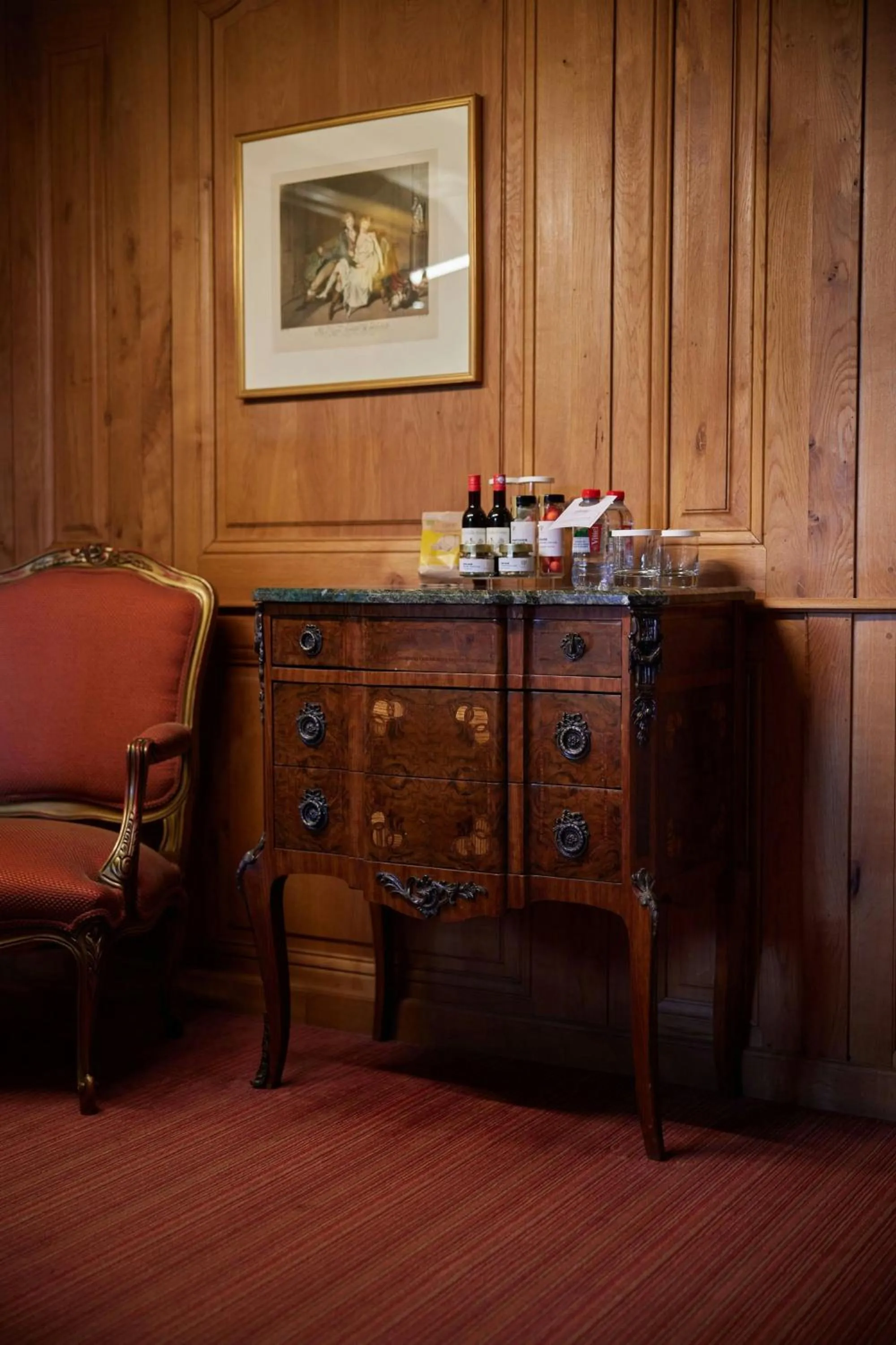 Photo of the whole room in L'Hermitage Gantois, Autograph Collection