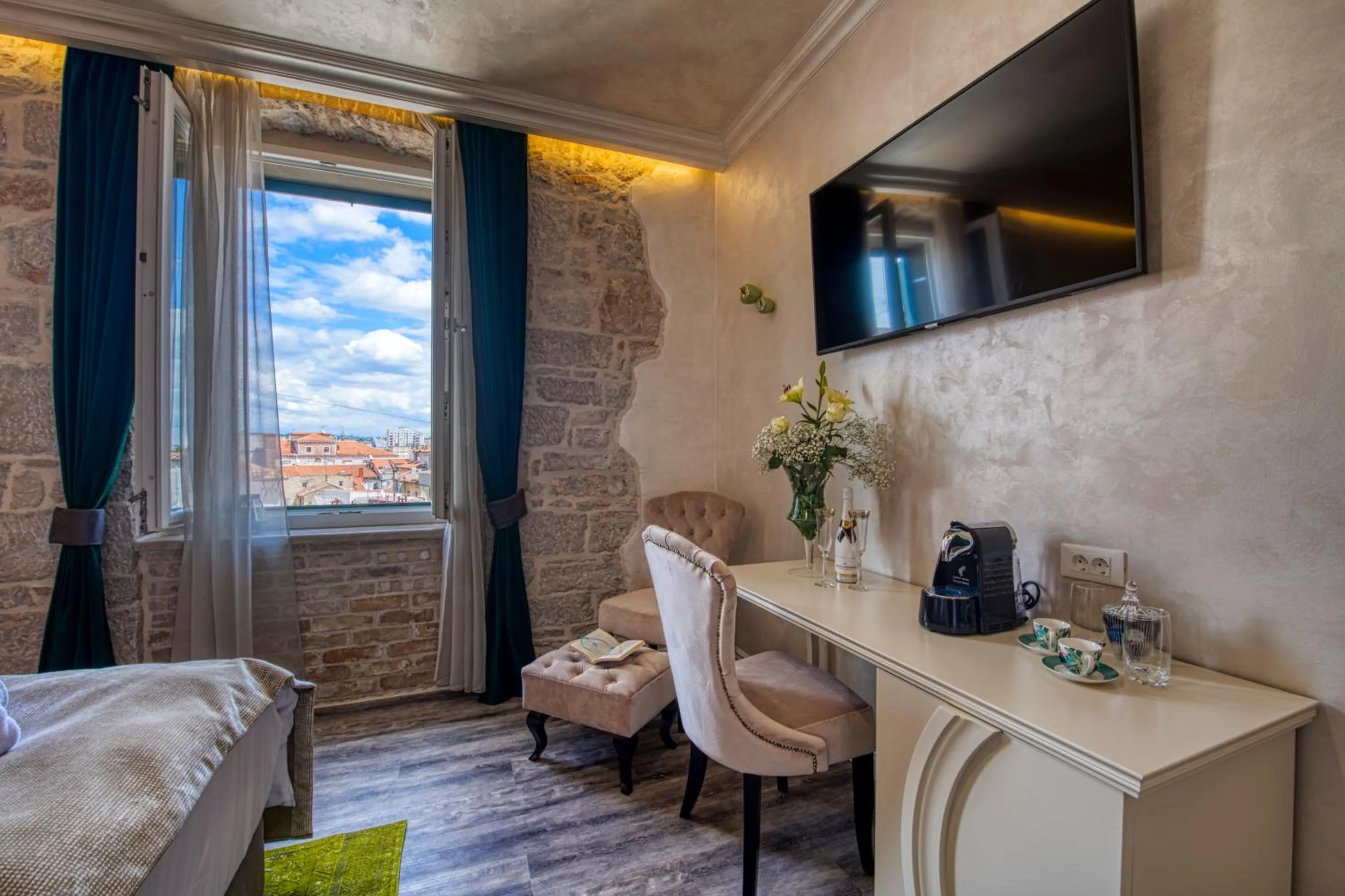 Riva Palace - design rooms