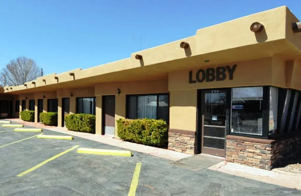 Redrock Country Inn Redrock Country Inn