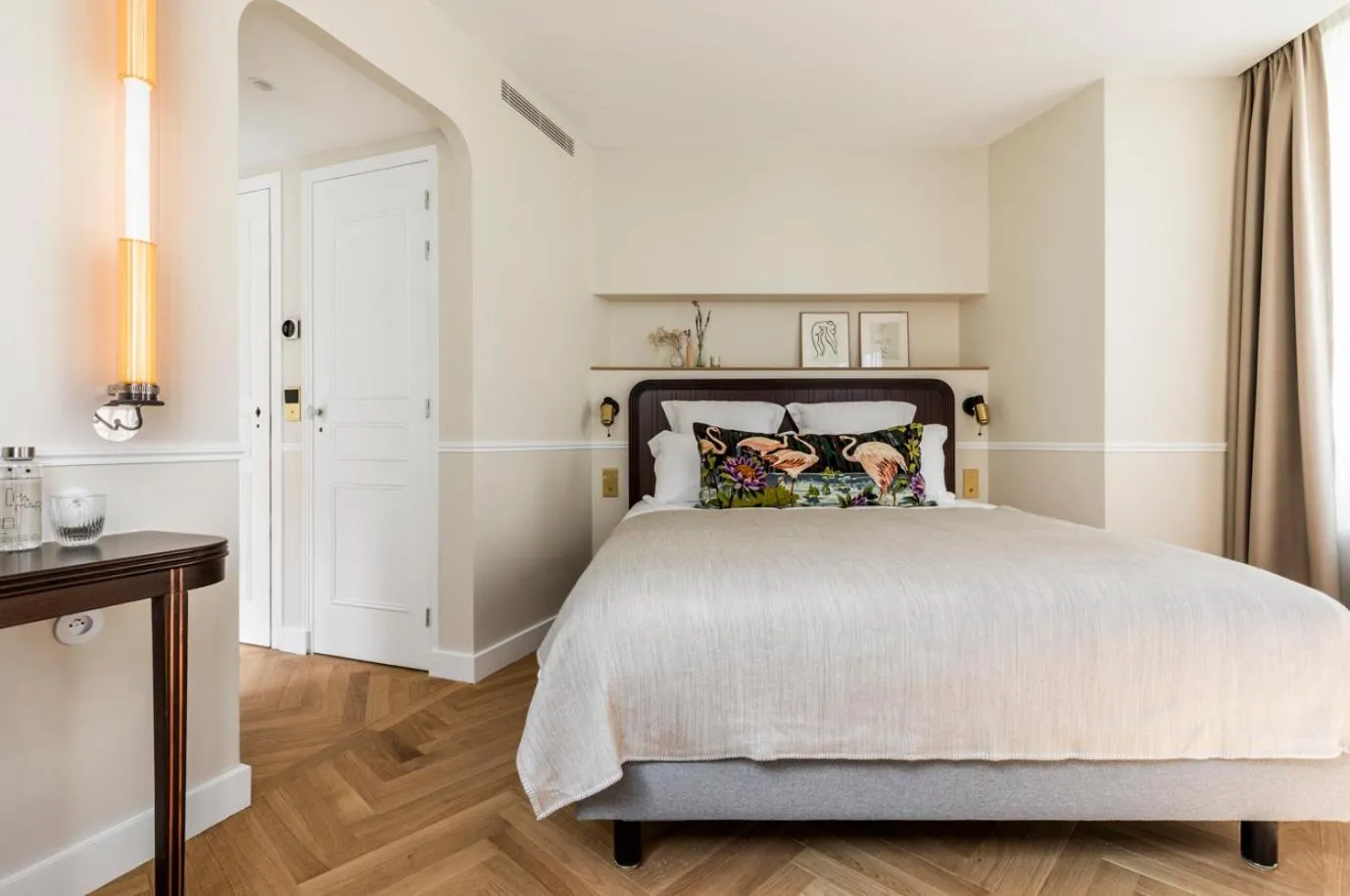 Bedroom, Bed in Hôtel Chamar