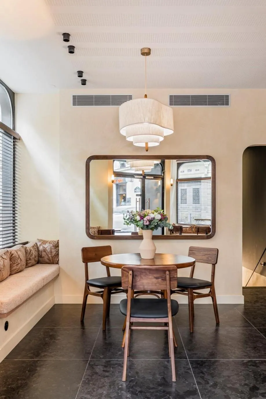 Lounge or bar in Hôtel Chamar