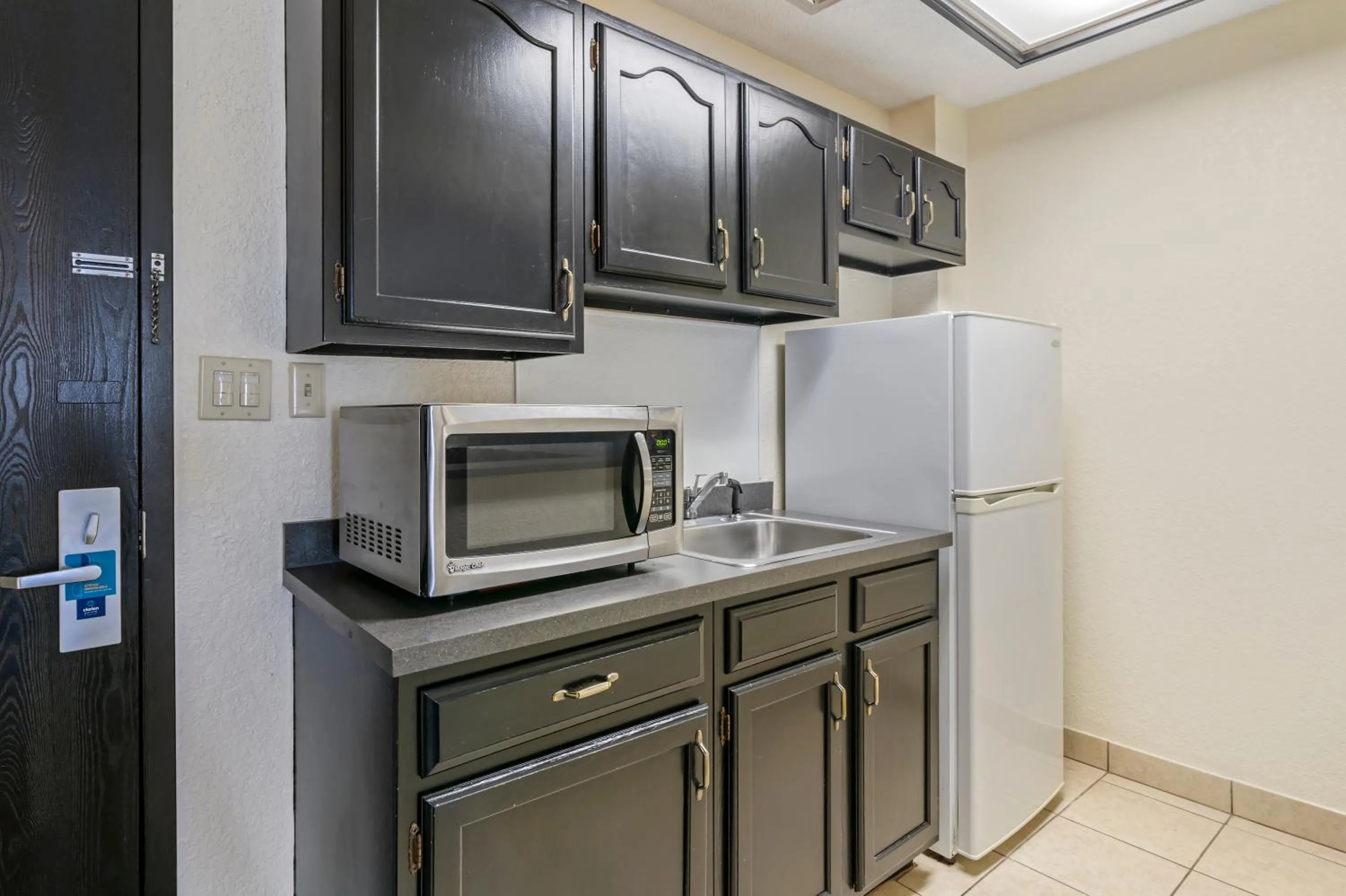 Kitchen or kitchenette in Clarion Pointe