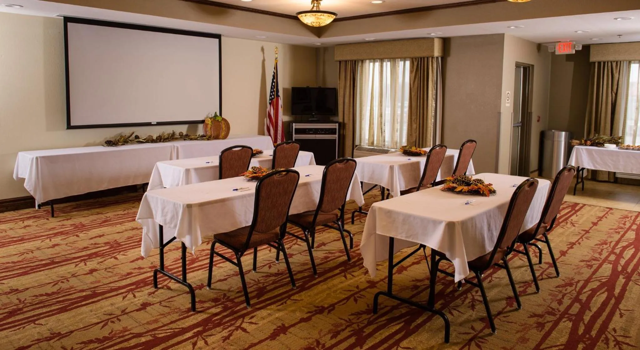 Meeting/conference room in Holiday Inn Express & Suites Superior by IHG