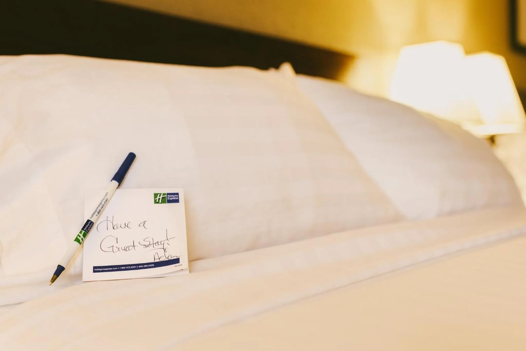 Photo of the whole room, Bed in Holiday Inn Express & Suites Superior by IHG