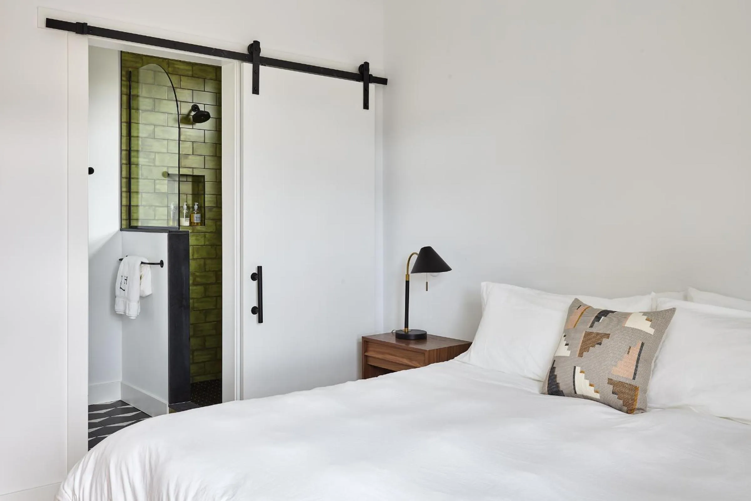 Shower, Bed in Lokal Hotel Cape May