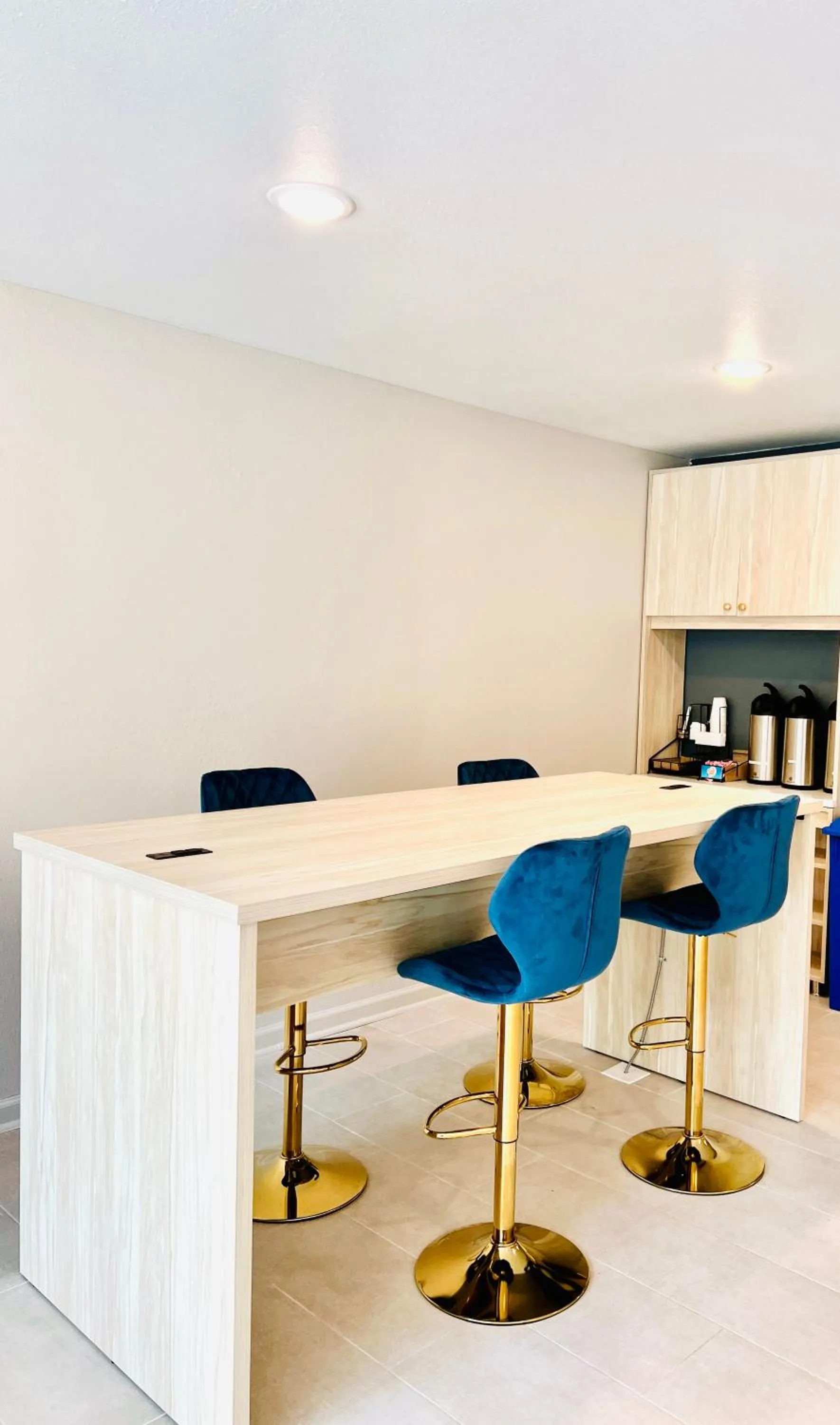 Coffee/tea facilities in MainStay Suites Little Rock West Near Medical Centers