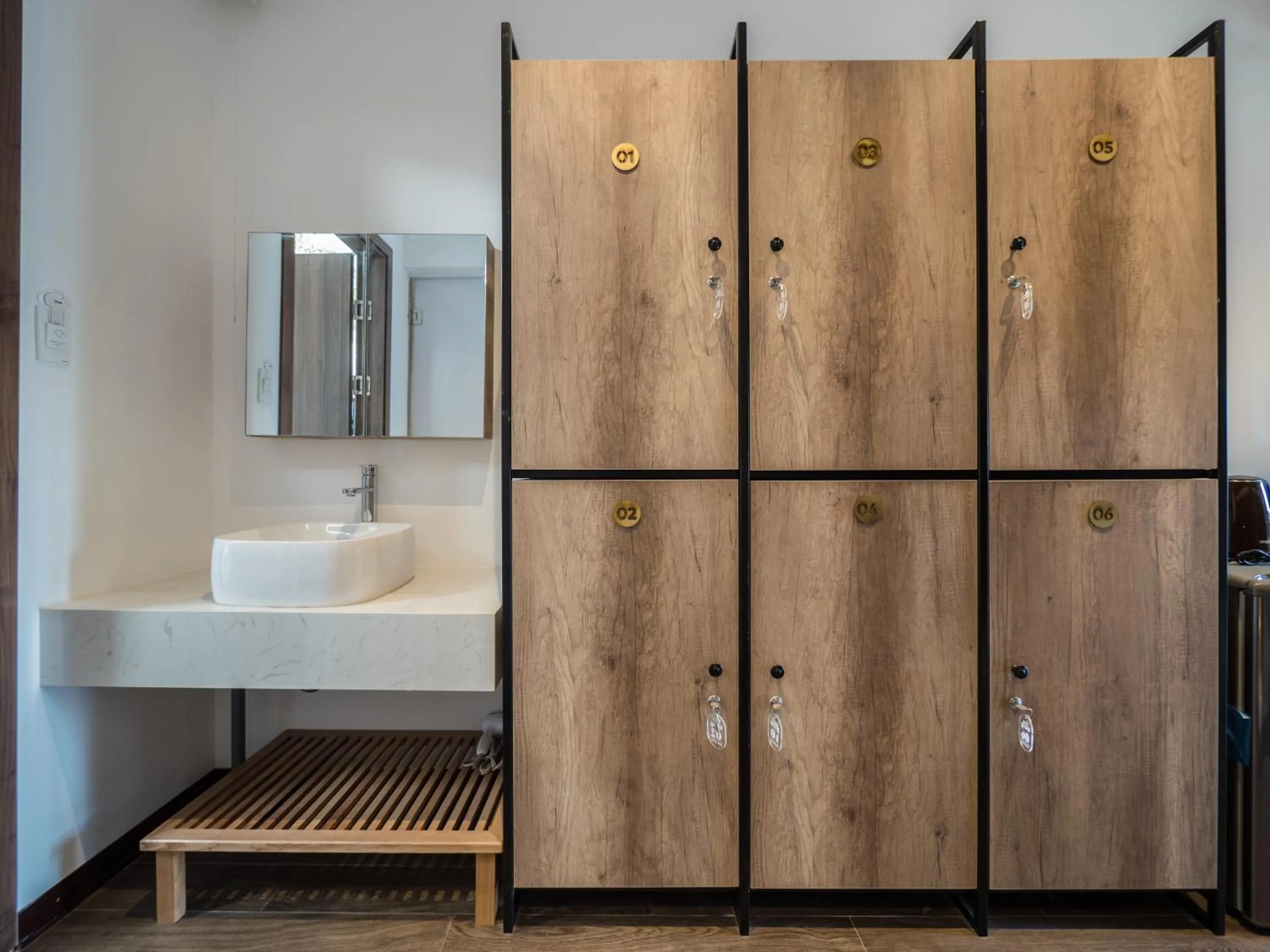 Area and facilities in Wings House