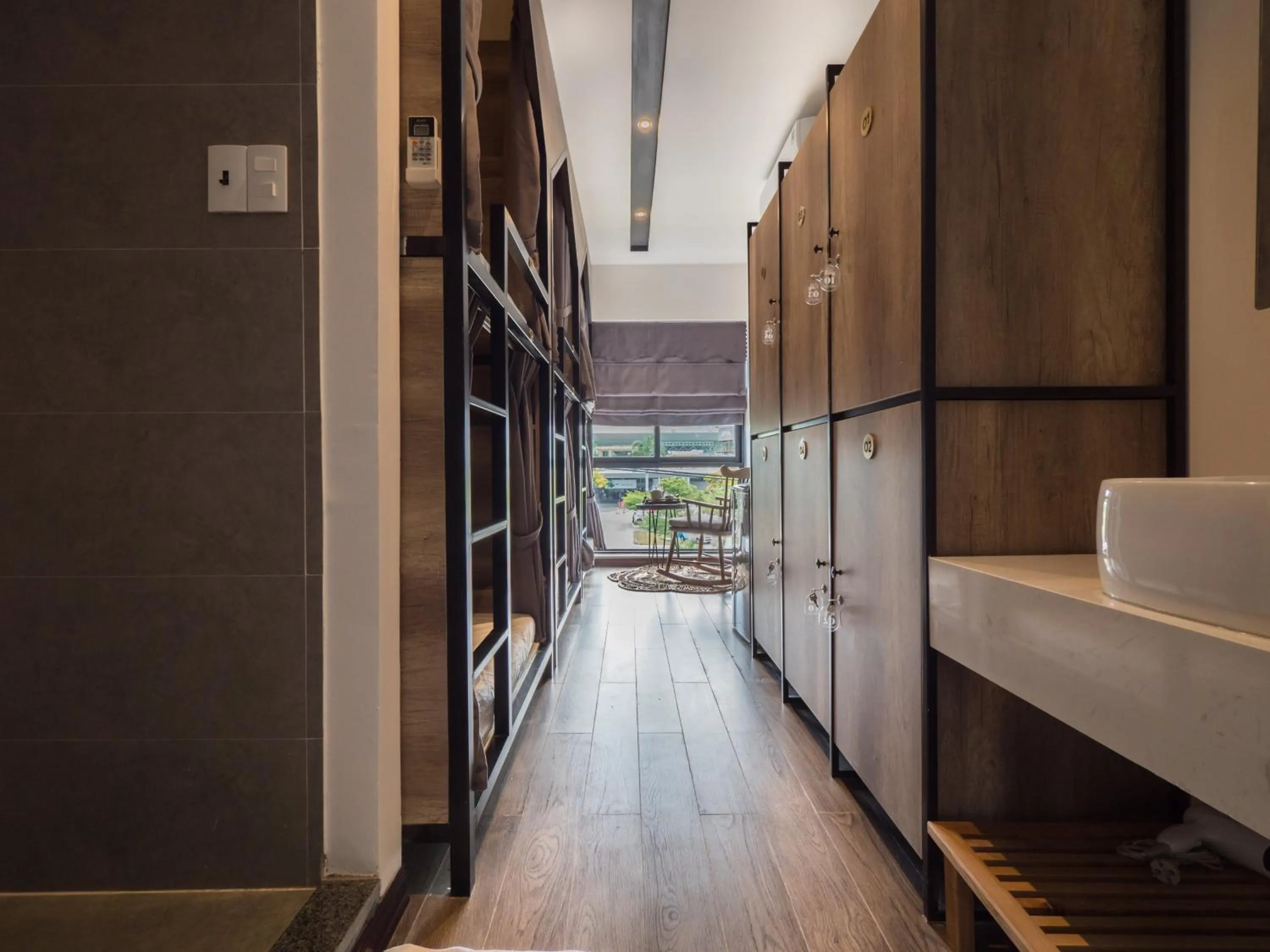 Photo of the whole room in Wings House