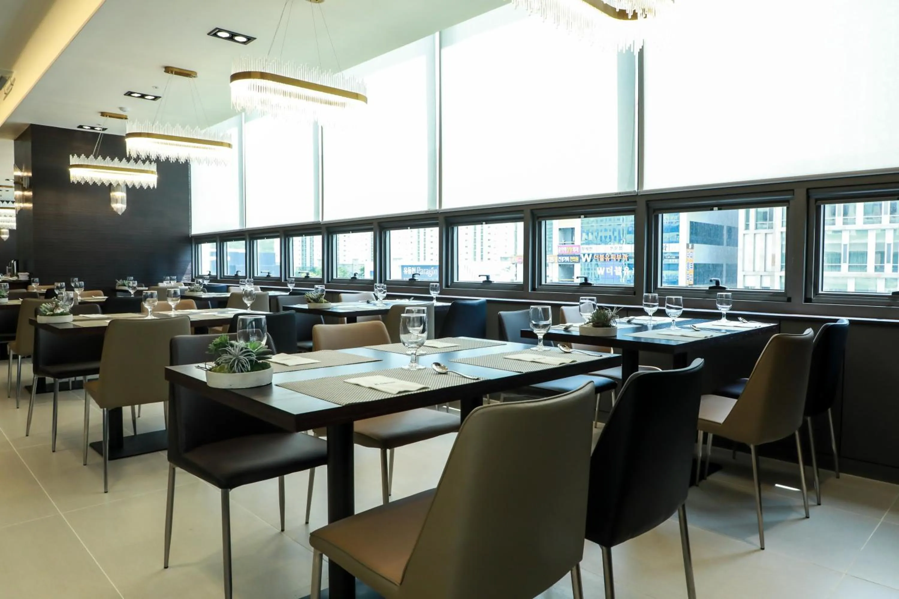 Restaurant/places to eat in Ramada by Wyndham Daejeon