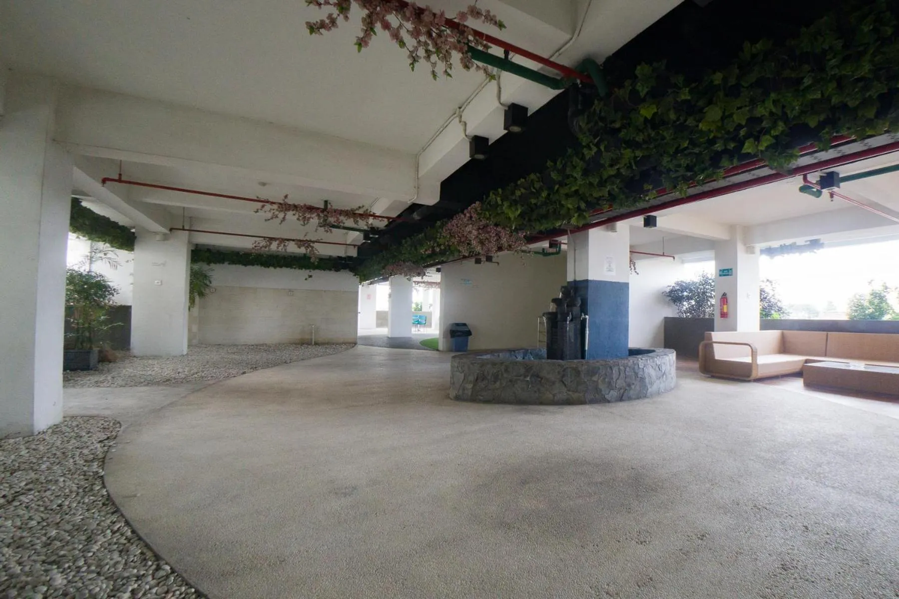 Facade/entrance in RedDoorz Apartment near Bundaran Satelit Surabaya