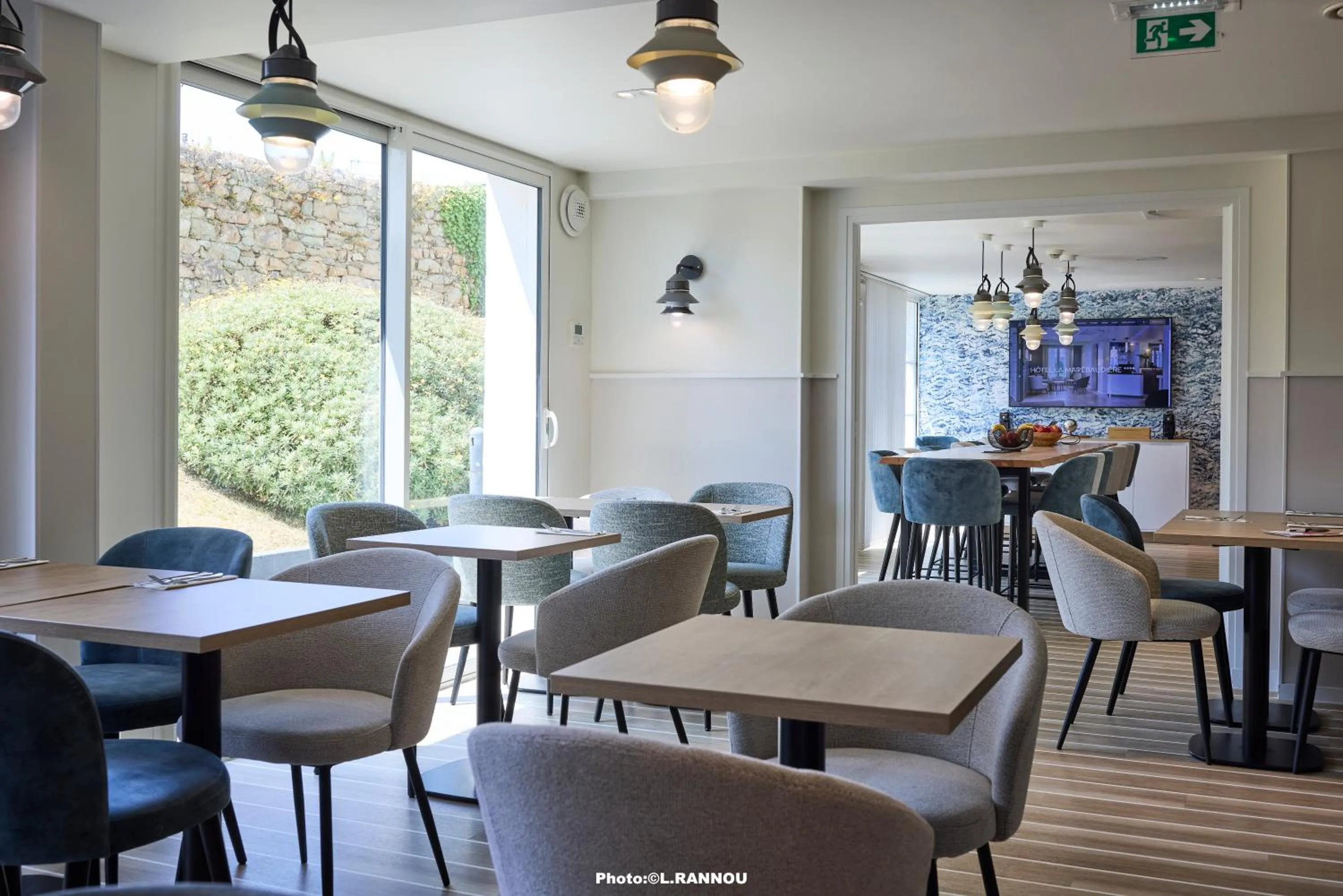 Breakfast in Quality Hotel La Marebaudière Vannes Centre