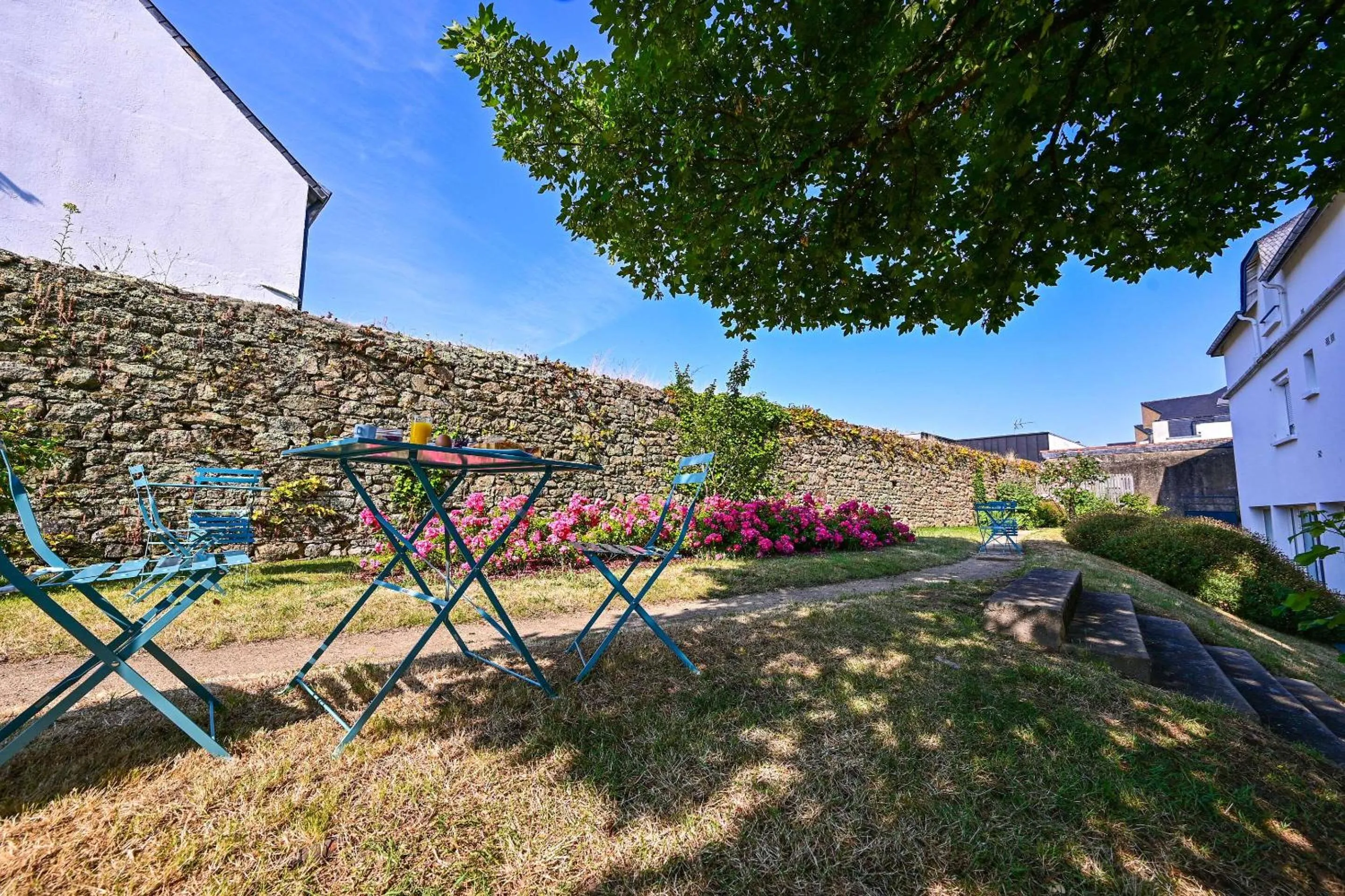 Property building in Quality Hotel La Marebaudière Vannes Centre
