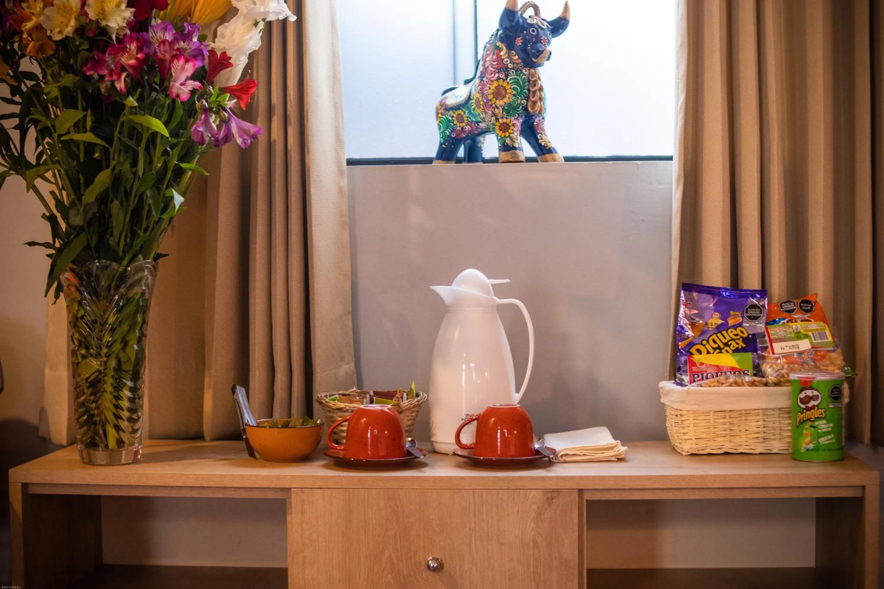 Coffee/tea facilities in Home Garden Hotel