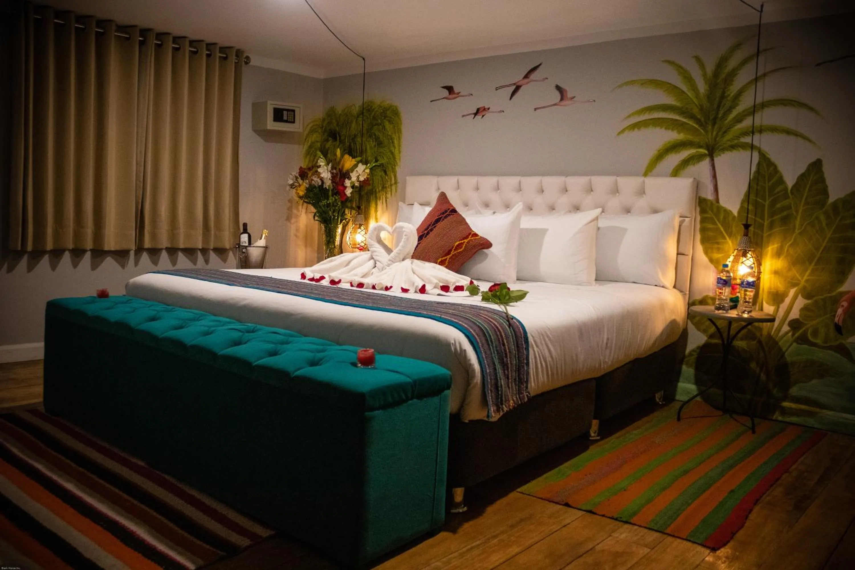 Photo of the whole room, Bed in Home Garden Hotel