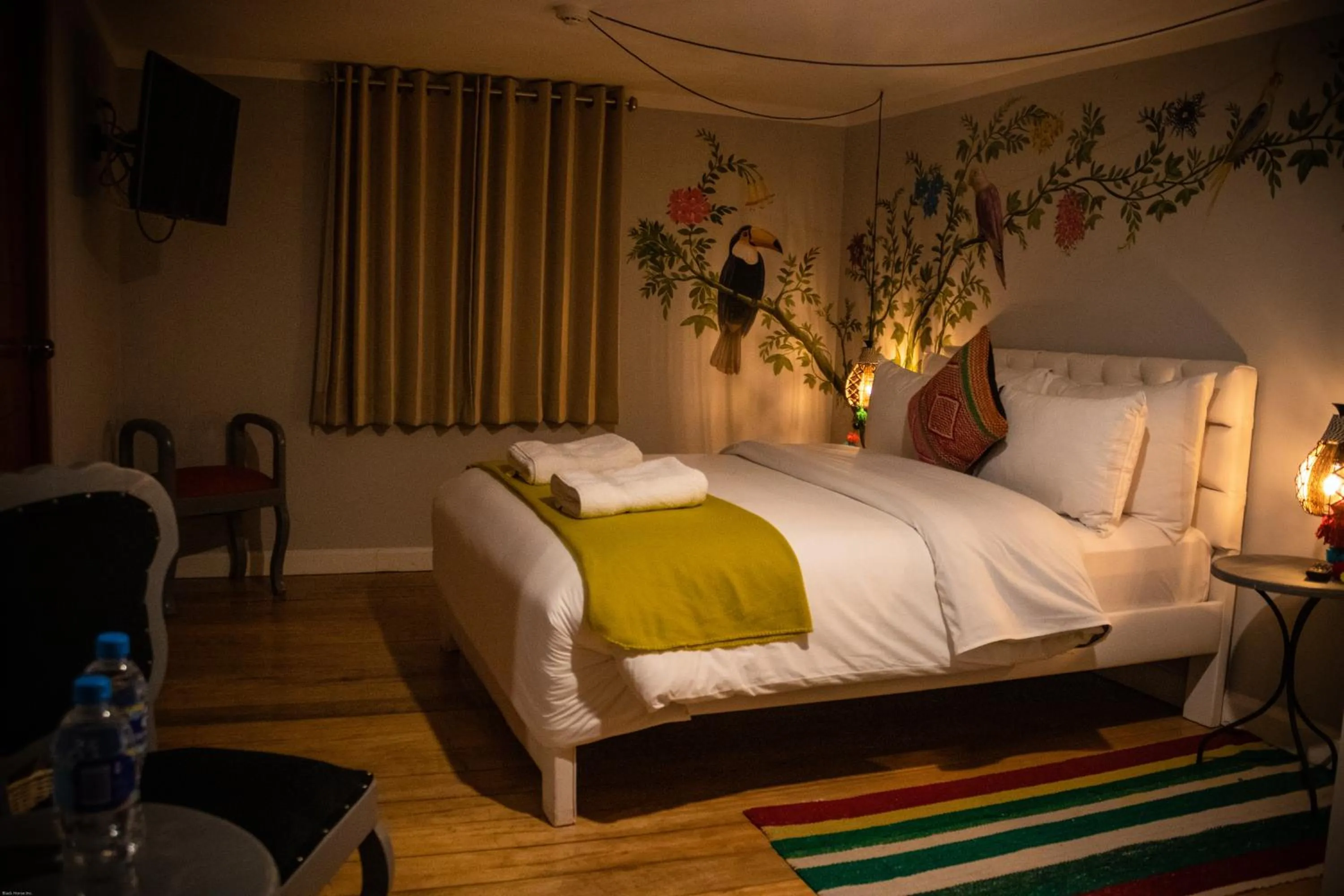 Photo of the whole room, Bed in Home Garden Hotel