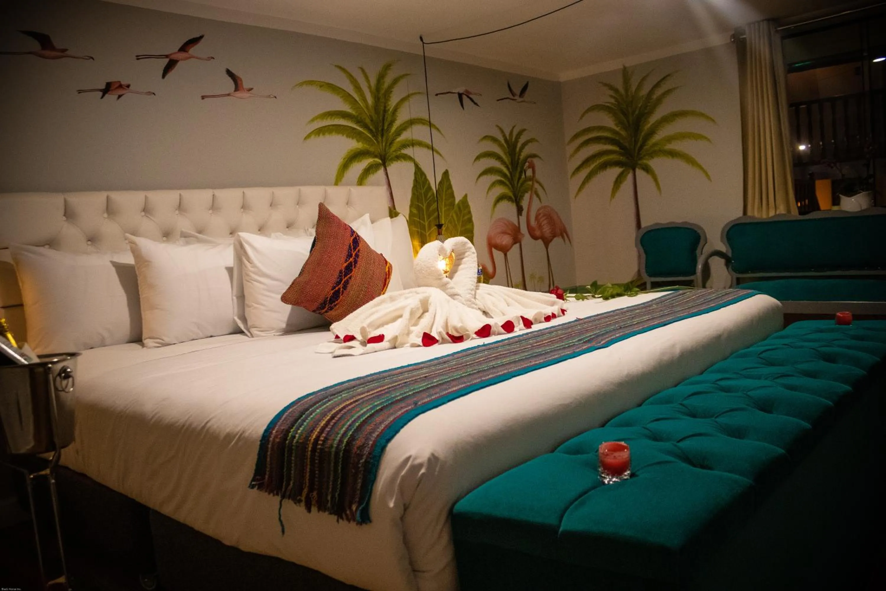 Photo of the whole room, Bed in Home Garden Hotel