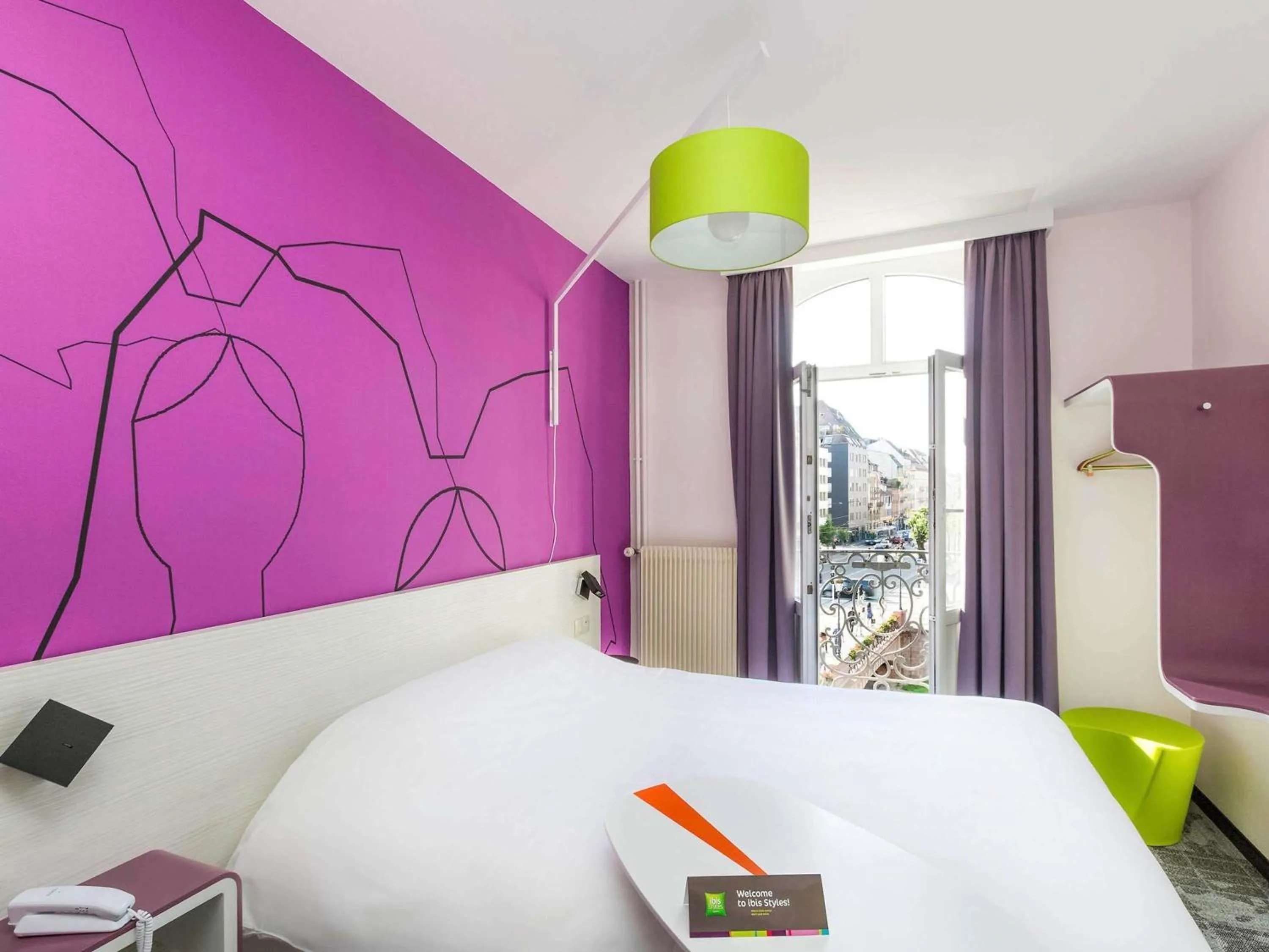 Bedroom, Bed in ibis Styles Strasbourg Centre Petite France