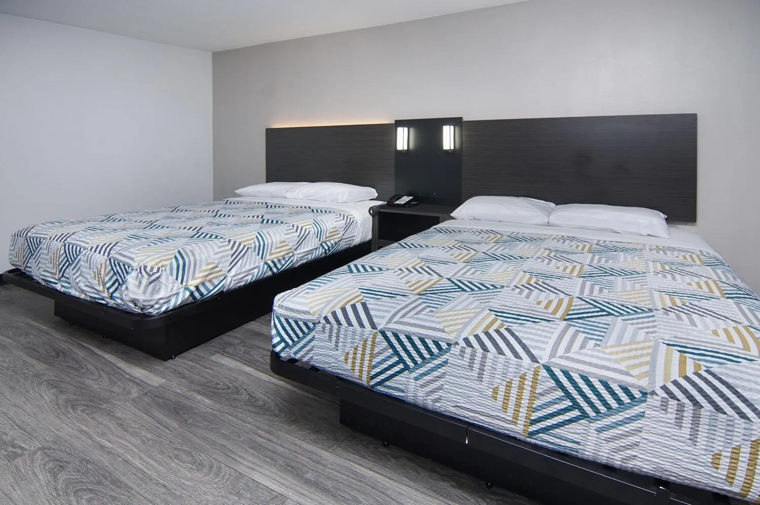 Bedroom, Bed in Motel 6-Fort Worth, TX - Downtown East