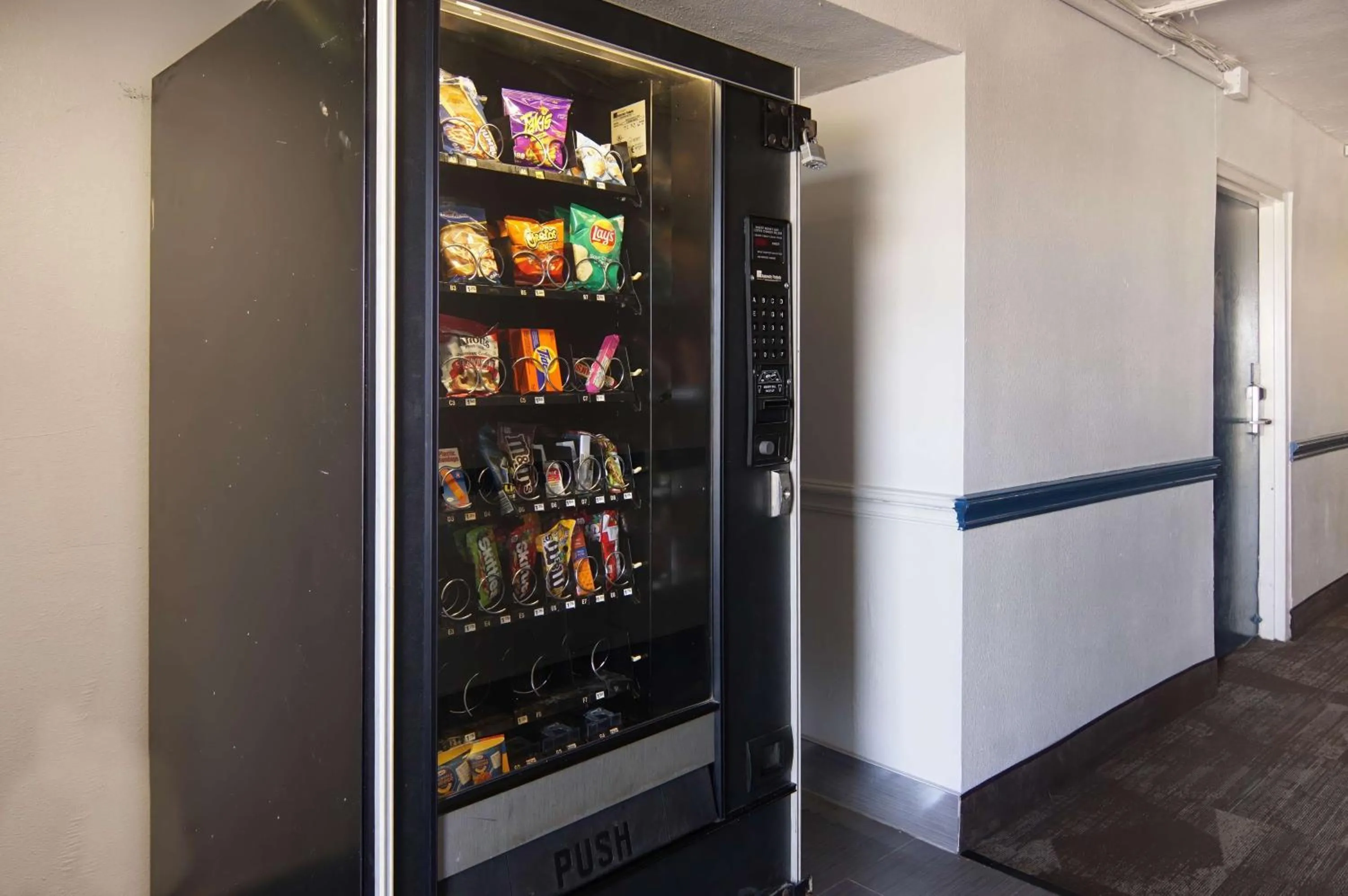 Property building in Motel 6-Fort Worth, TX - Downtown East