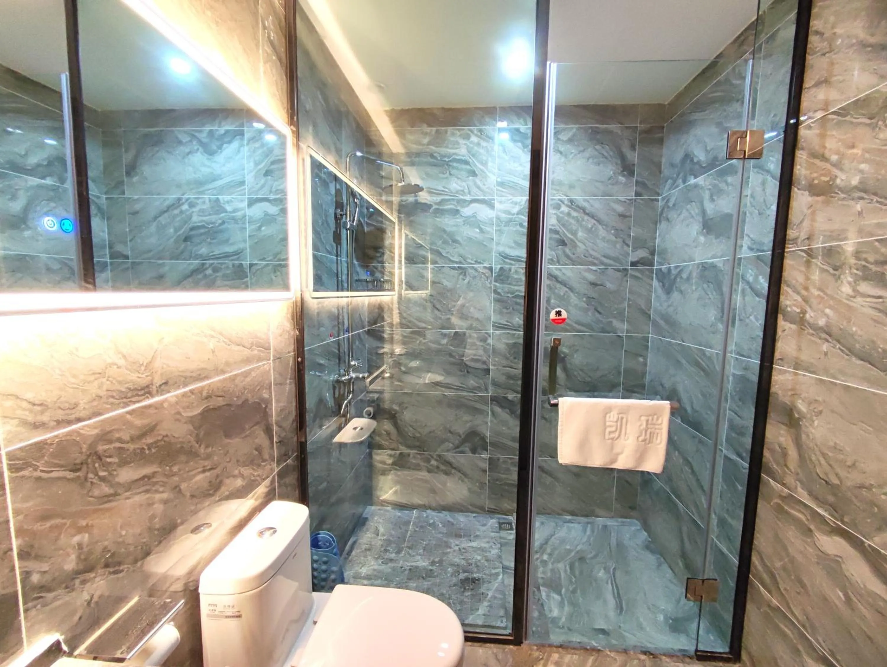 Bathroom in Zhangye KAI RUI Hotel