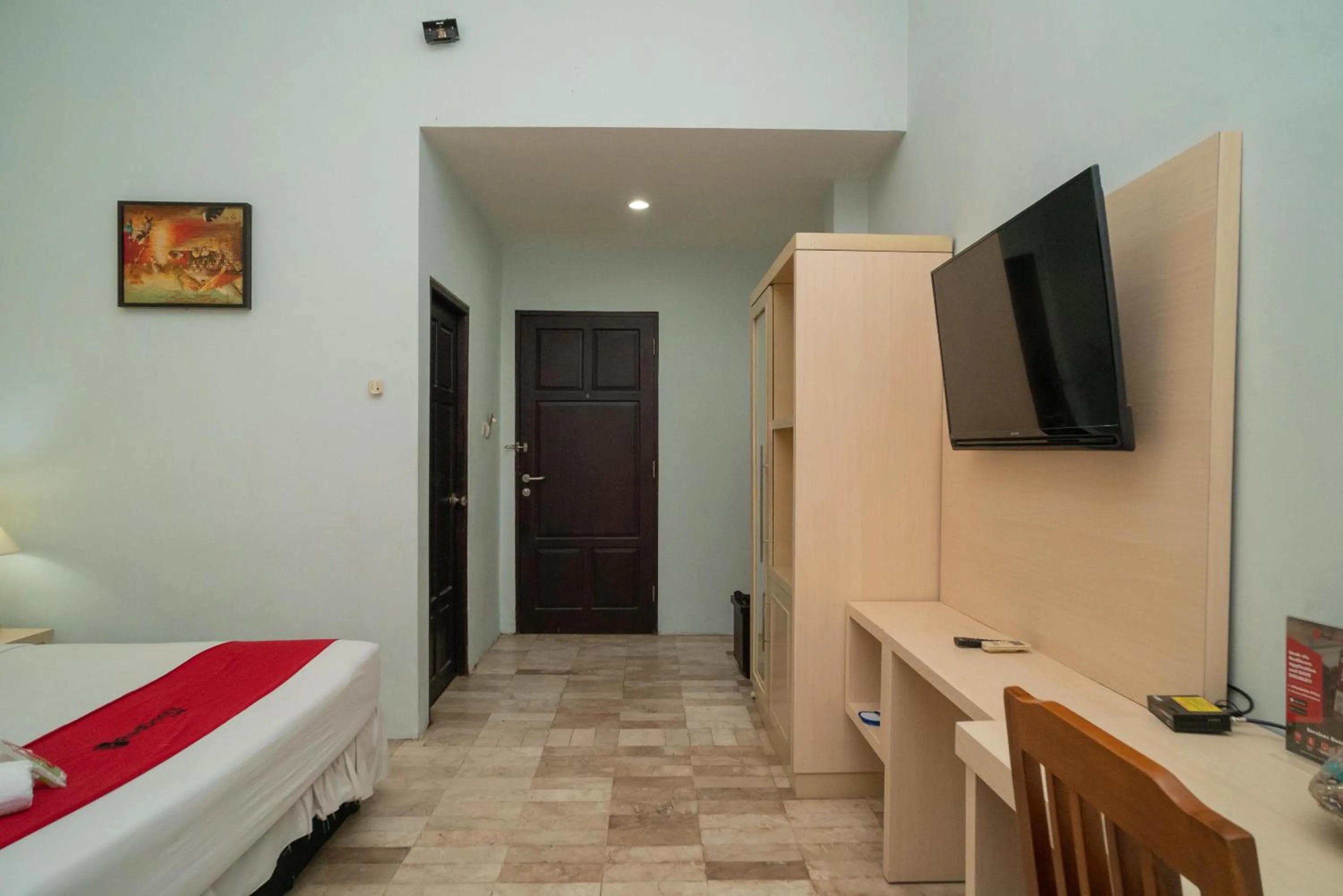 Bed in RedDoorz Plus near UIN Banjarmasin