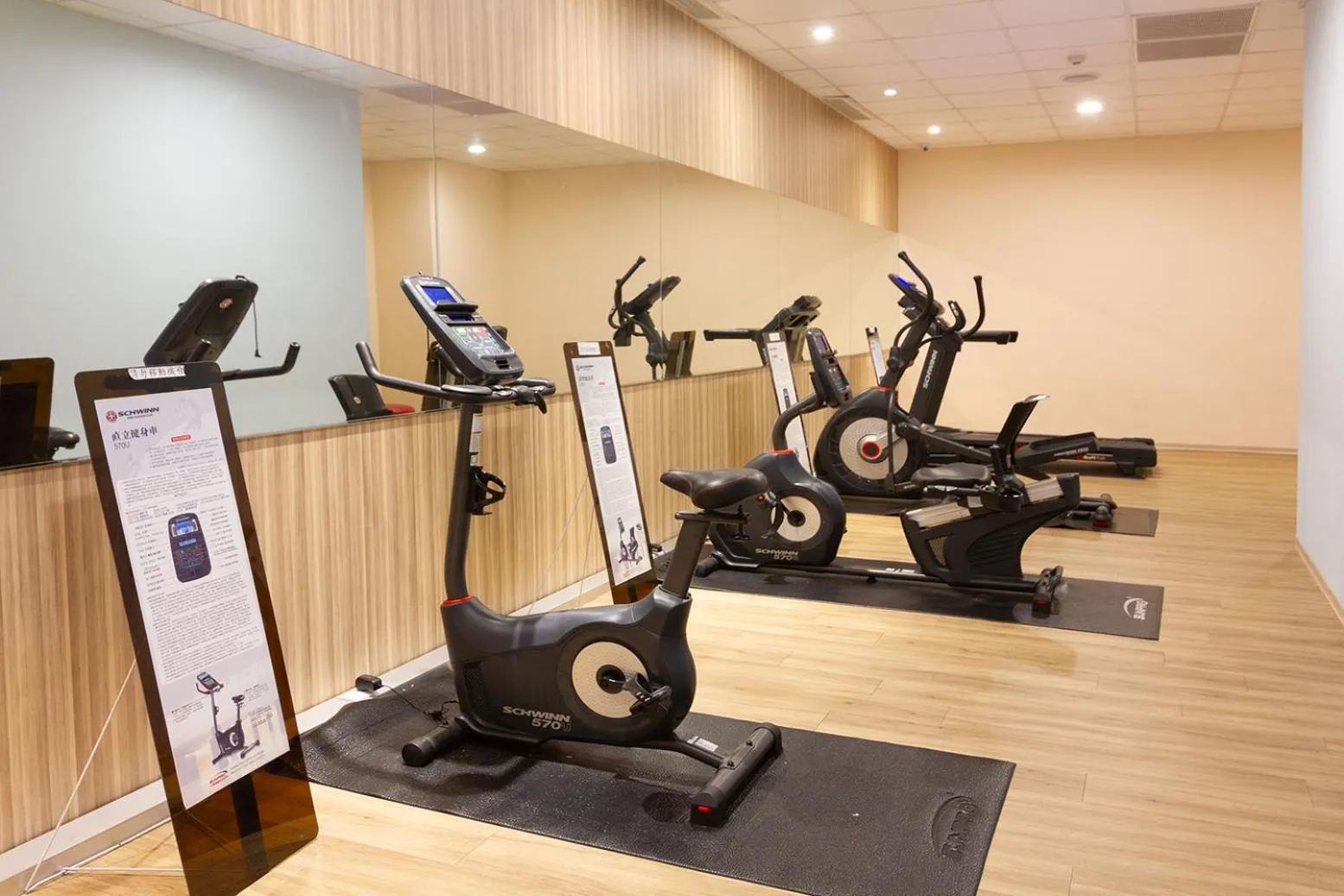 Fitness centre/facilities in CHECK inn New Taipei LuZhou