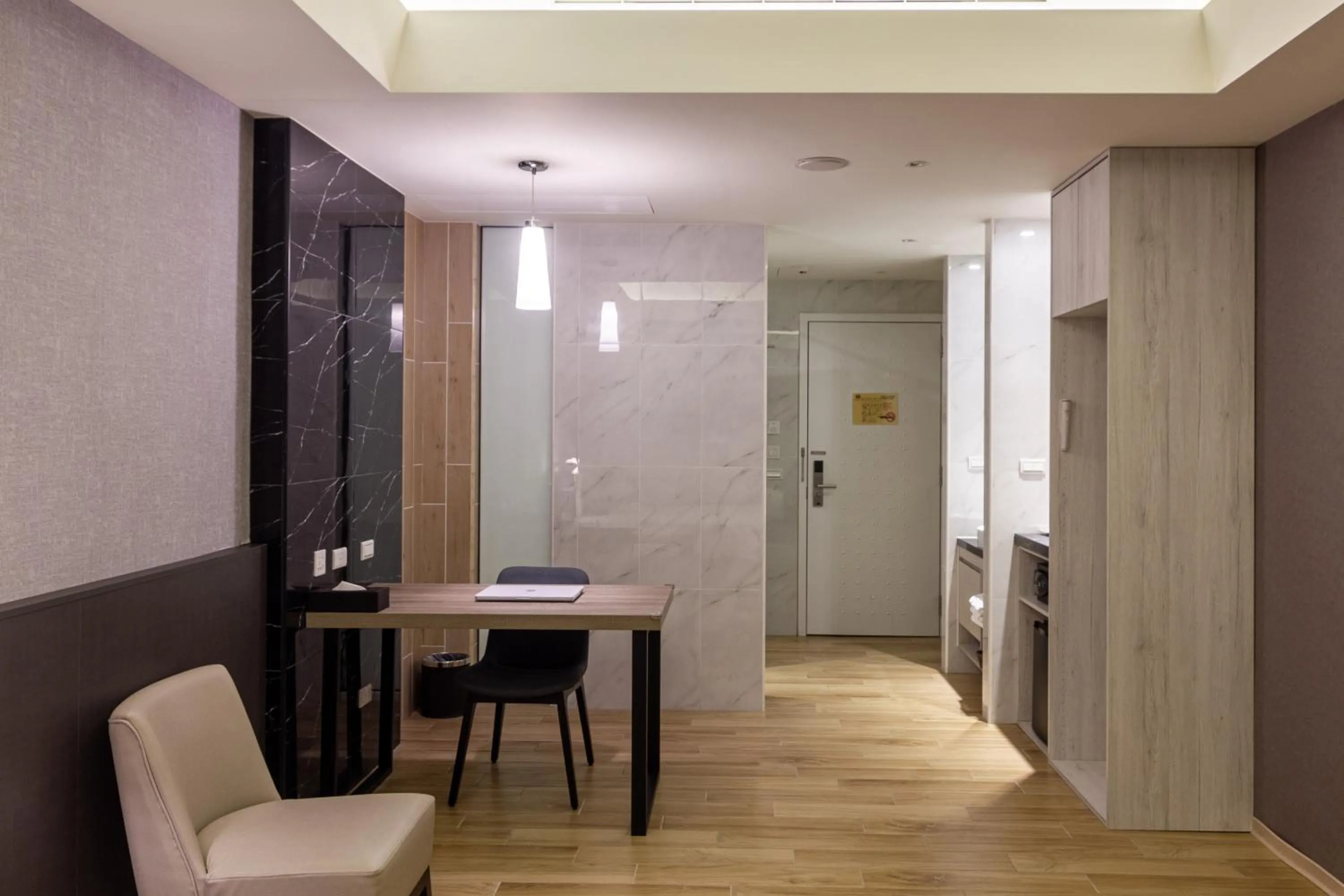 Photo of the whole room in CHECK inn New Taipei LuZhou