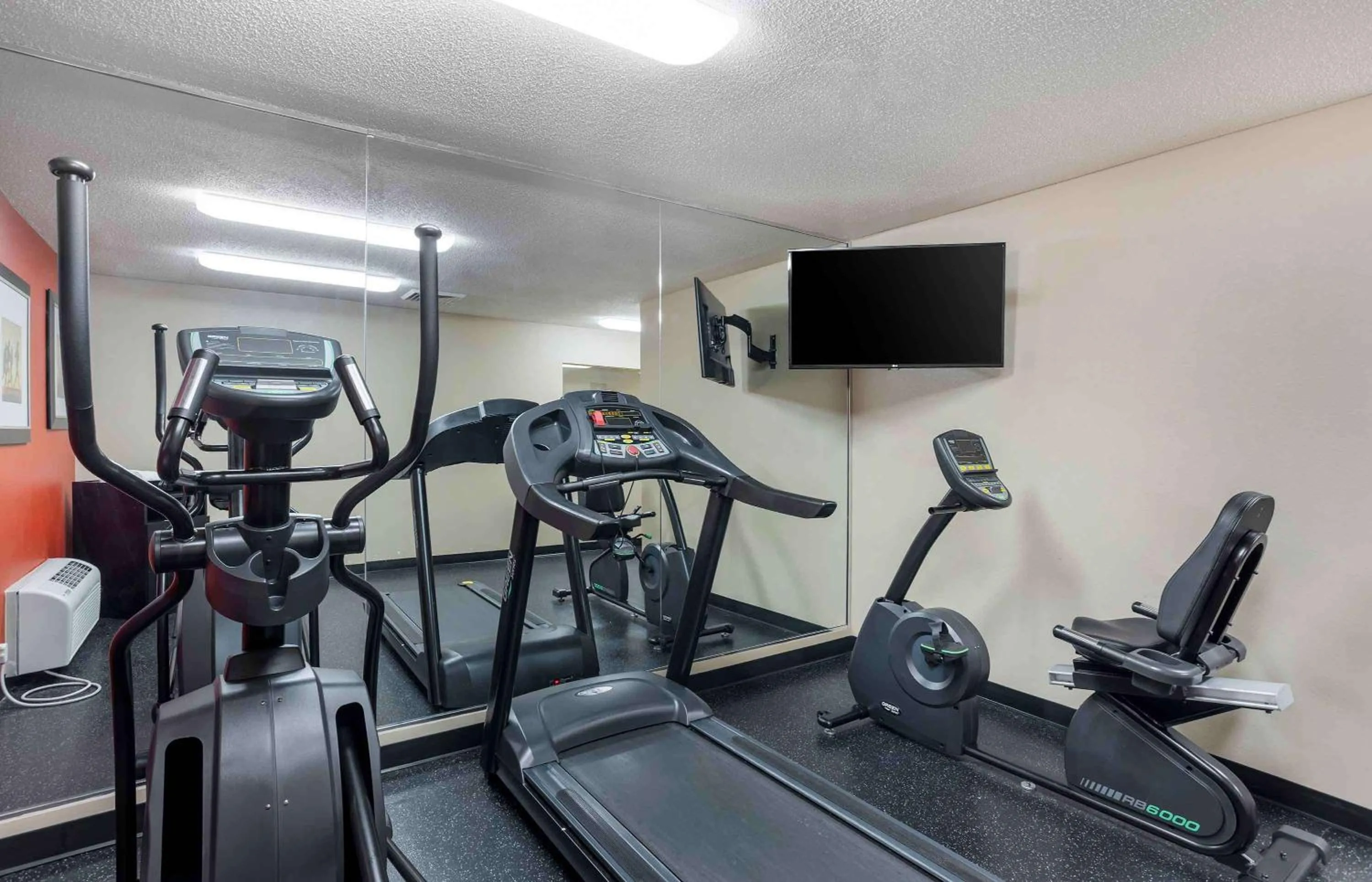 Fitness centre/facilities in Extended Stay America Suites - Philadelphia - Mt Laurel - Pacilli Place