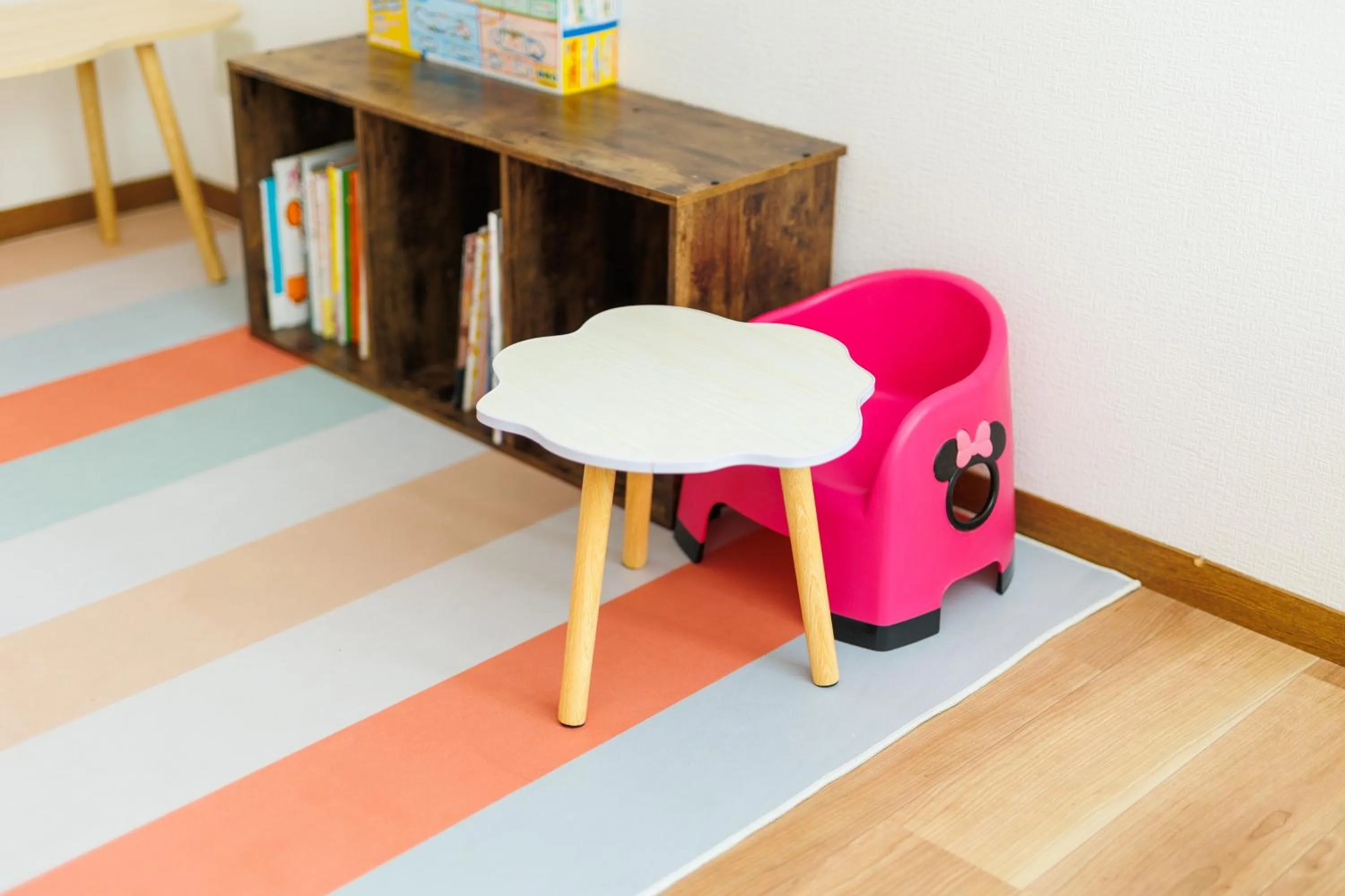 Seating area in STAY IN OTARU