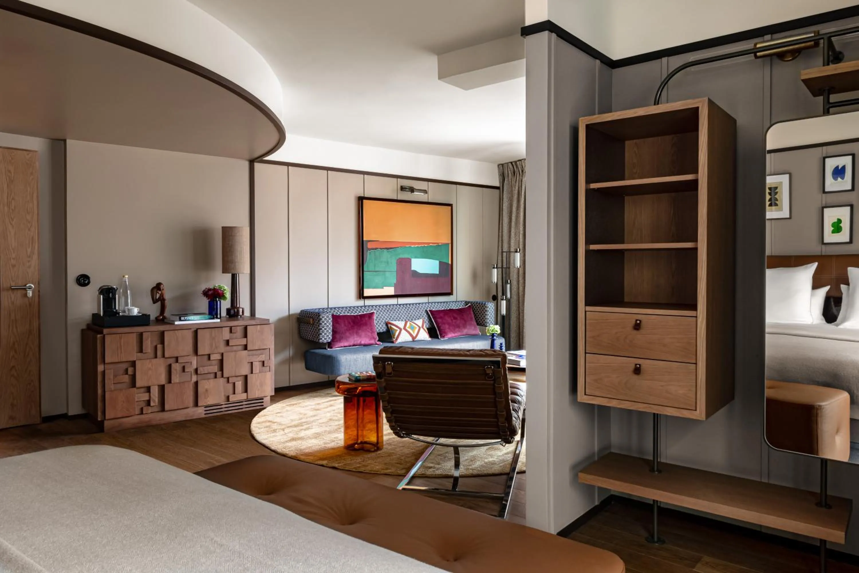 Photo of the whole room, Bed in Norman Paris Hôtel & Spa