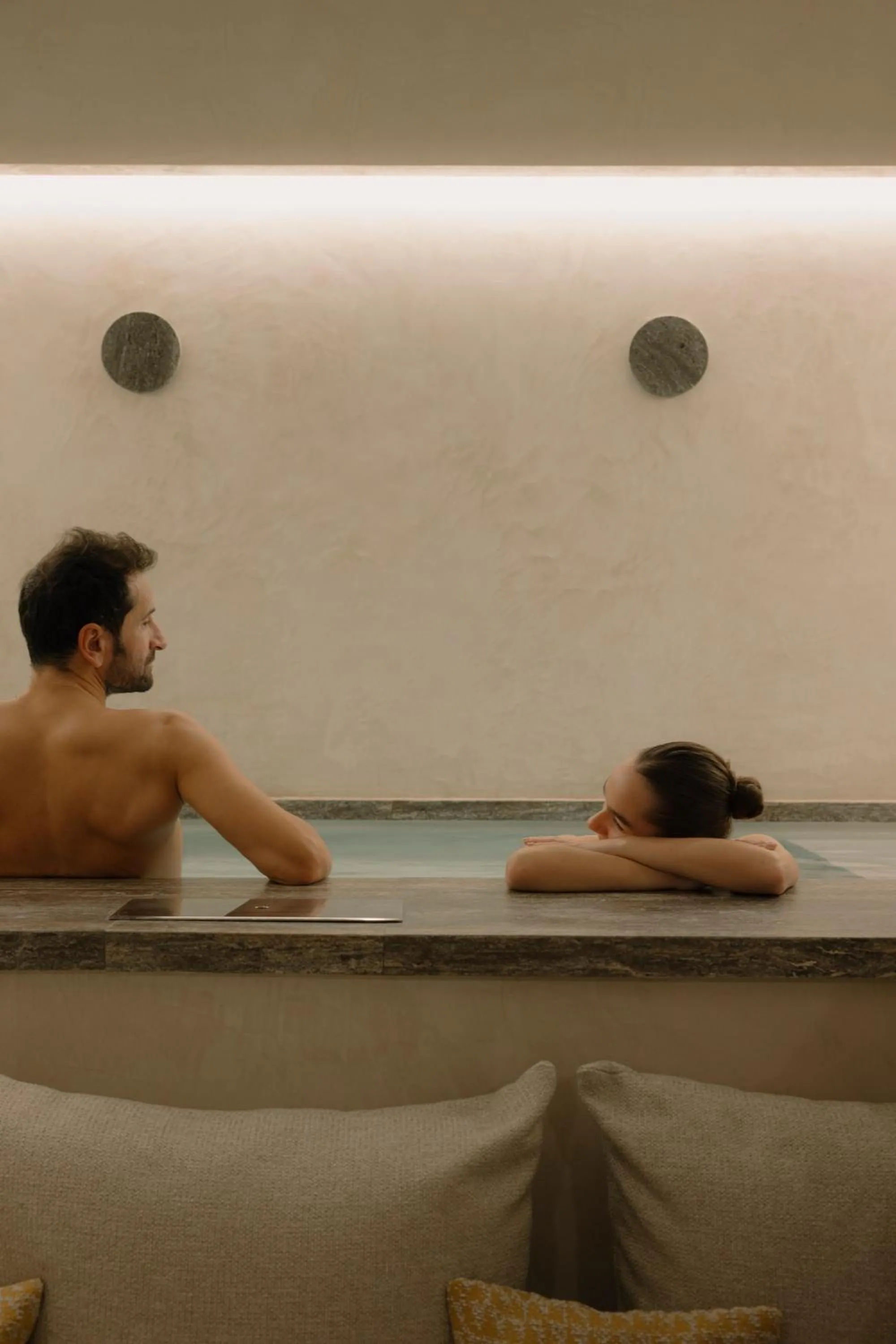 Spa and wellness centre/facilities in Norman Paris Hôtel & Spa