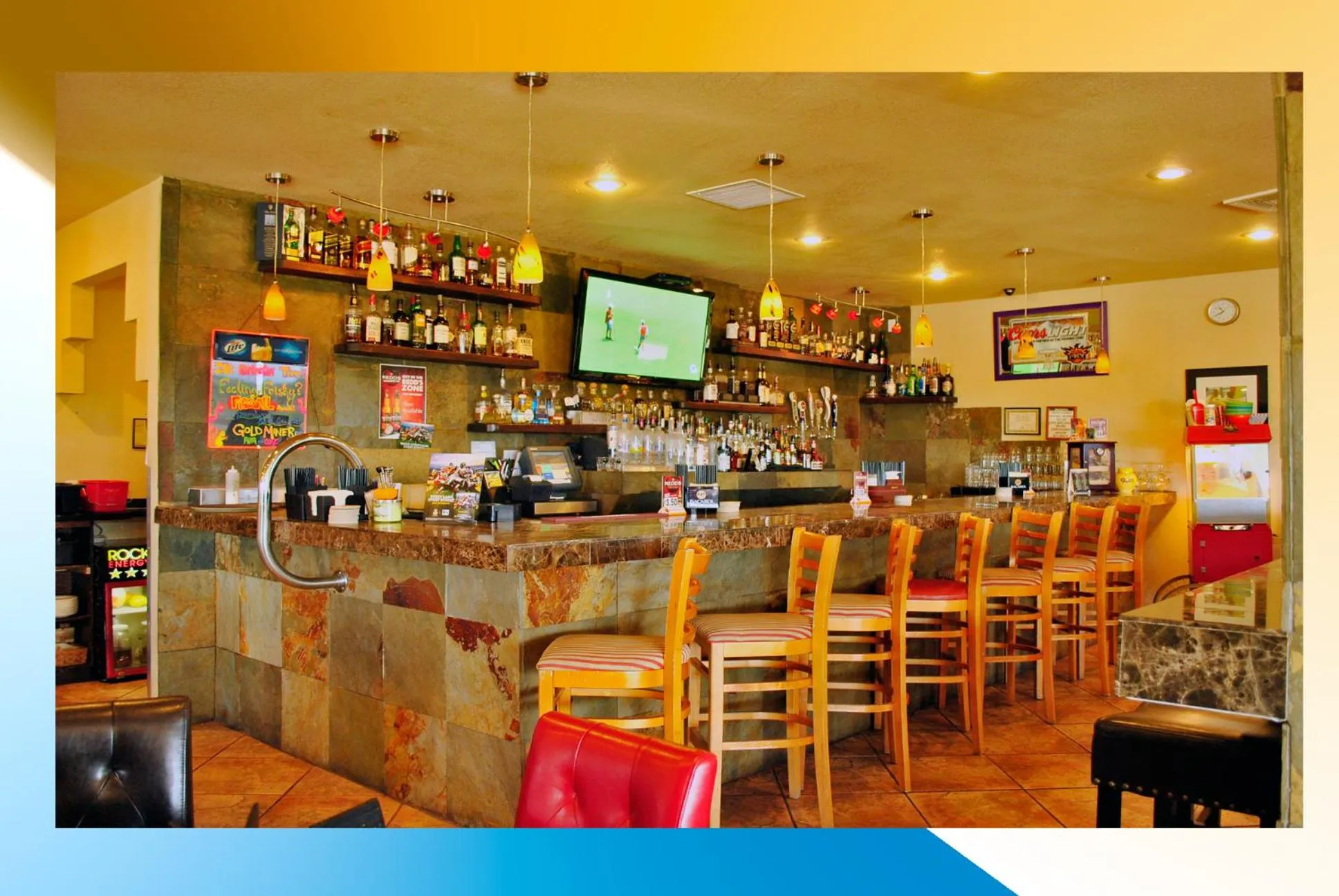 Lounge or bar in Gold Canyon Golf Resort