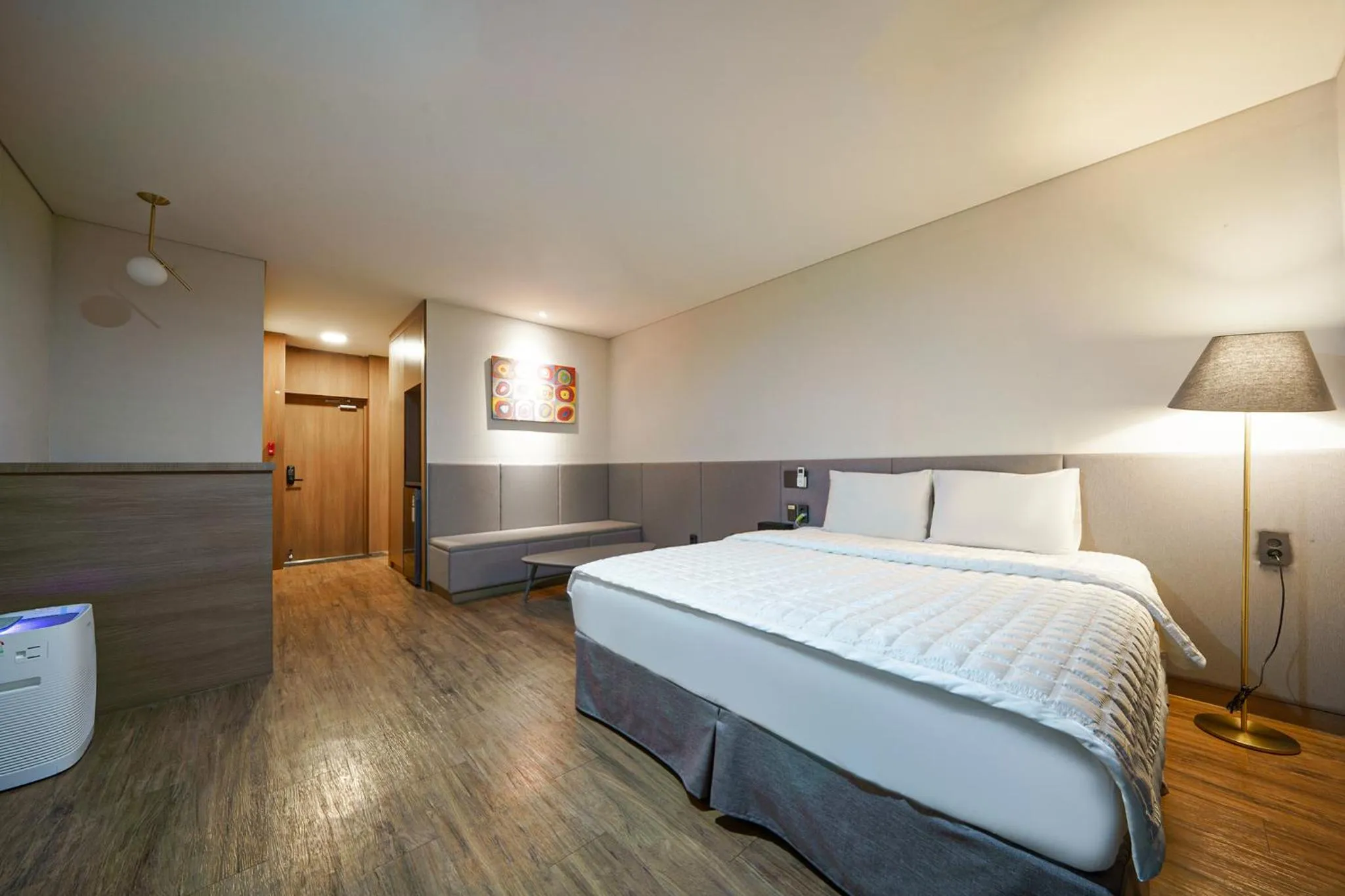 Bed in MTM Family Hotel