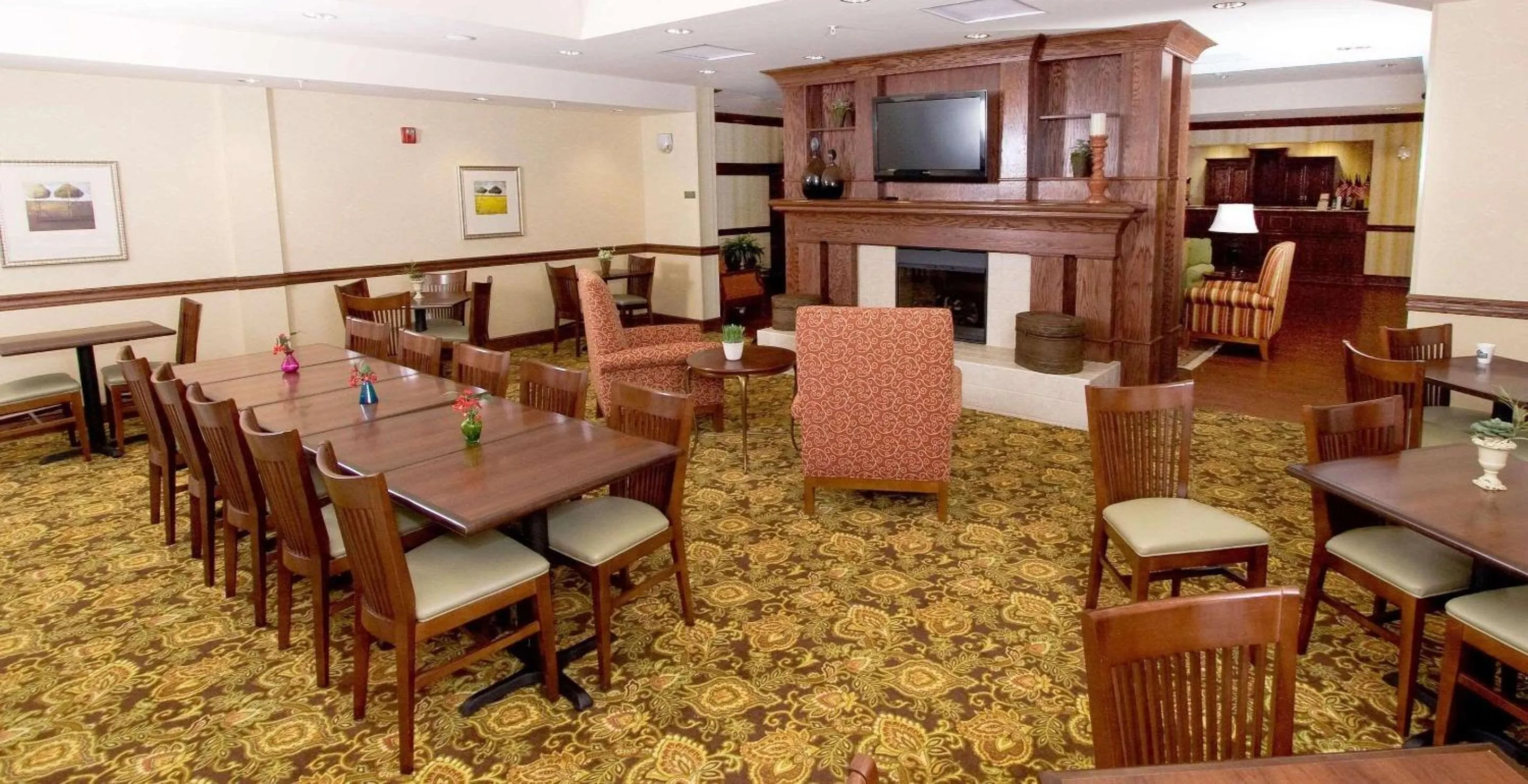 Lobby or reception in Country Inn & Suites by Radisson, Fredericksburg, VA