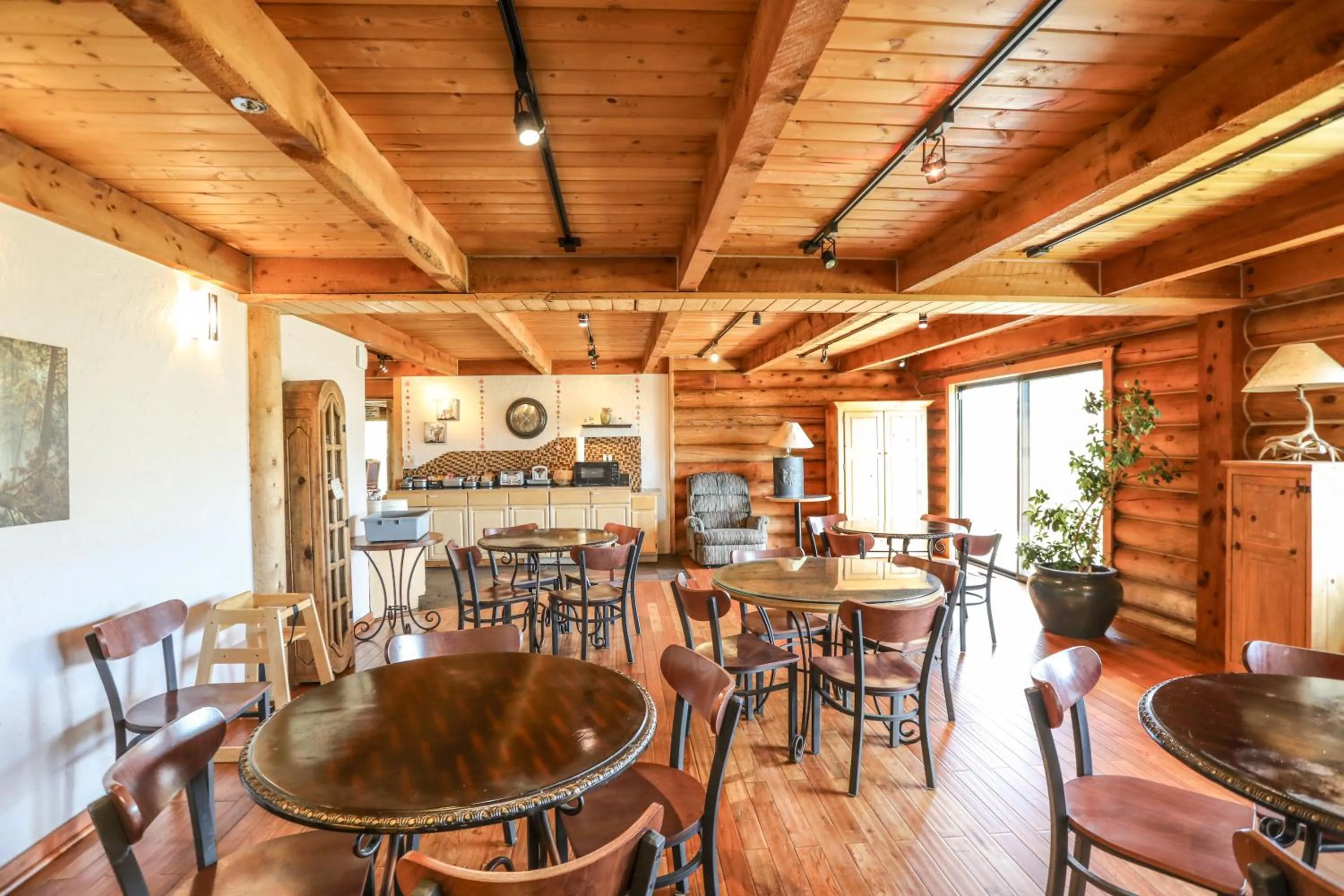 The Boulder Creek Lodge