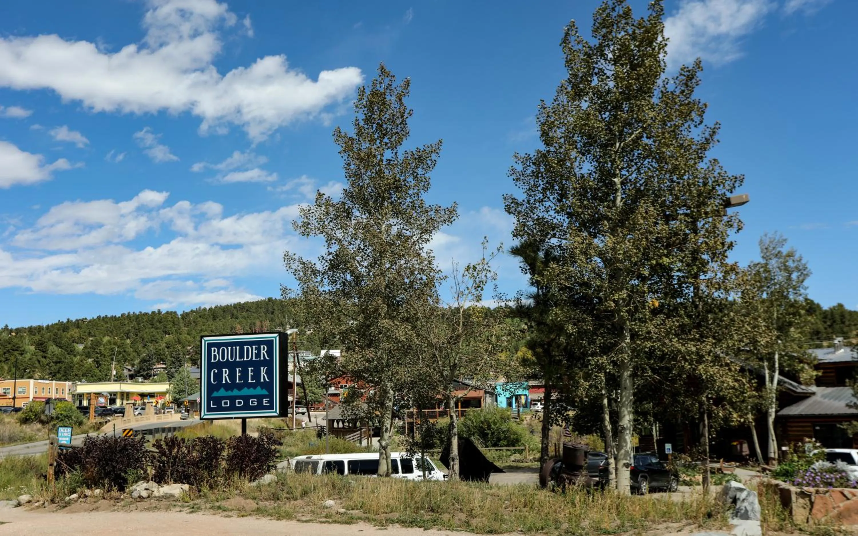 The Boulder Creek Lodge