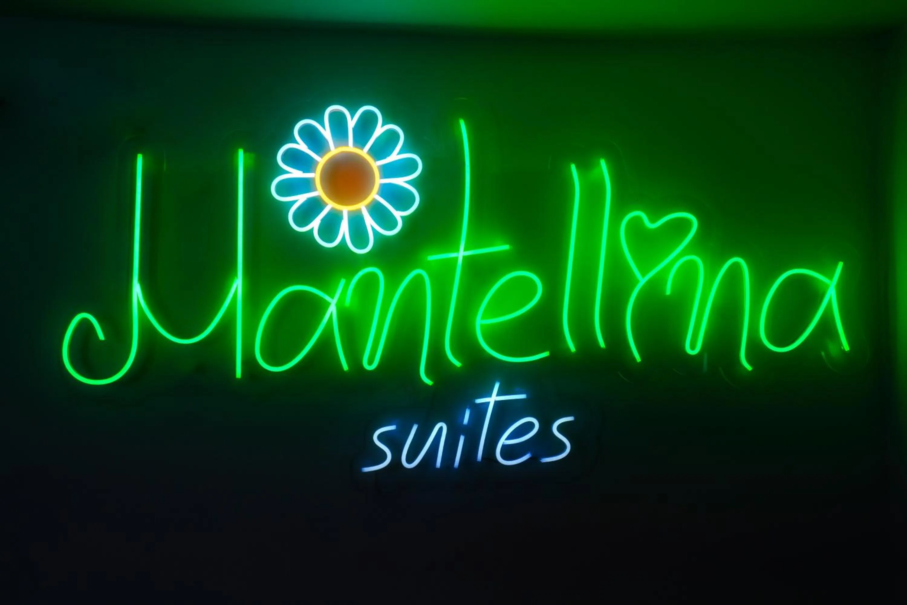 Mantellina Suites