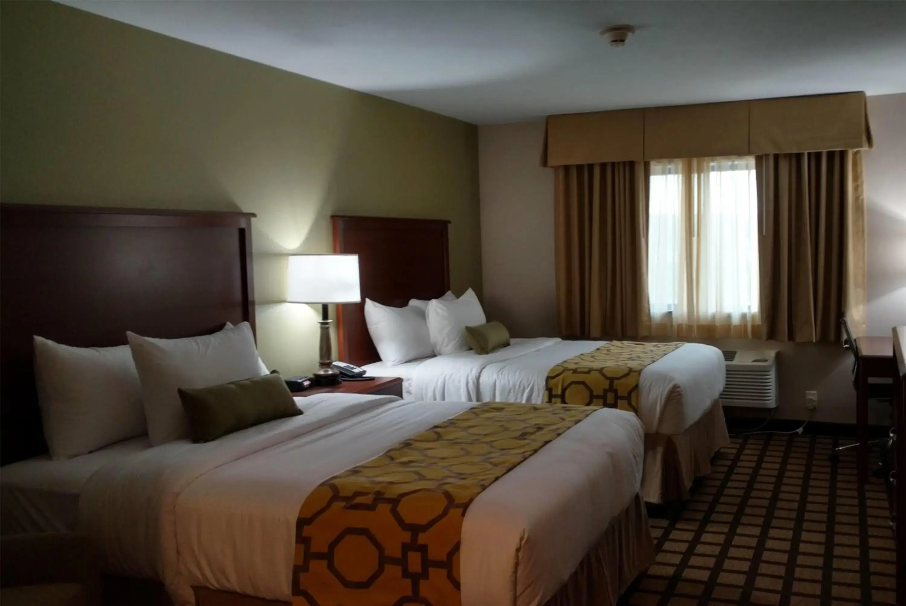 Queen Room with Two Queen Beds and Roll-In Shower - Mobility Accessible/Non-Smoking in Baymont by Wyndham Oacoma Queen Room with Two Queen Beds and Roll-In Shower - Mobility Accessible/Non-Smoking in Baymont by Wyndham Oacoma