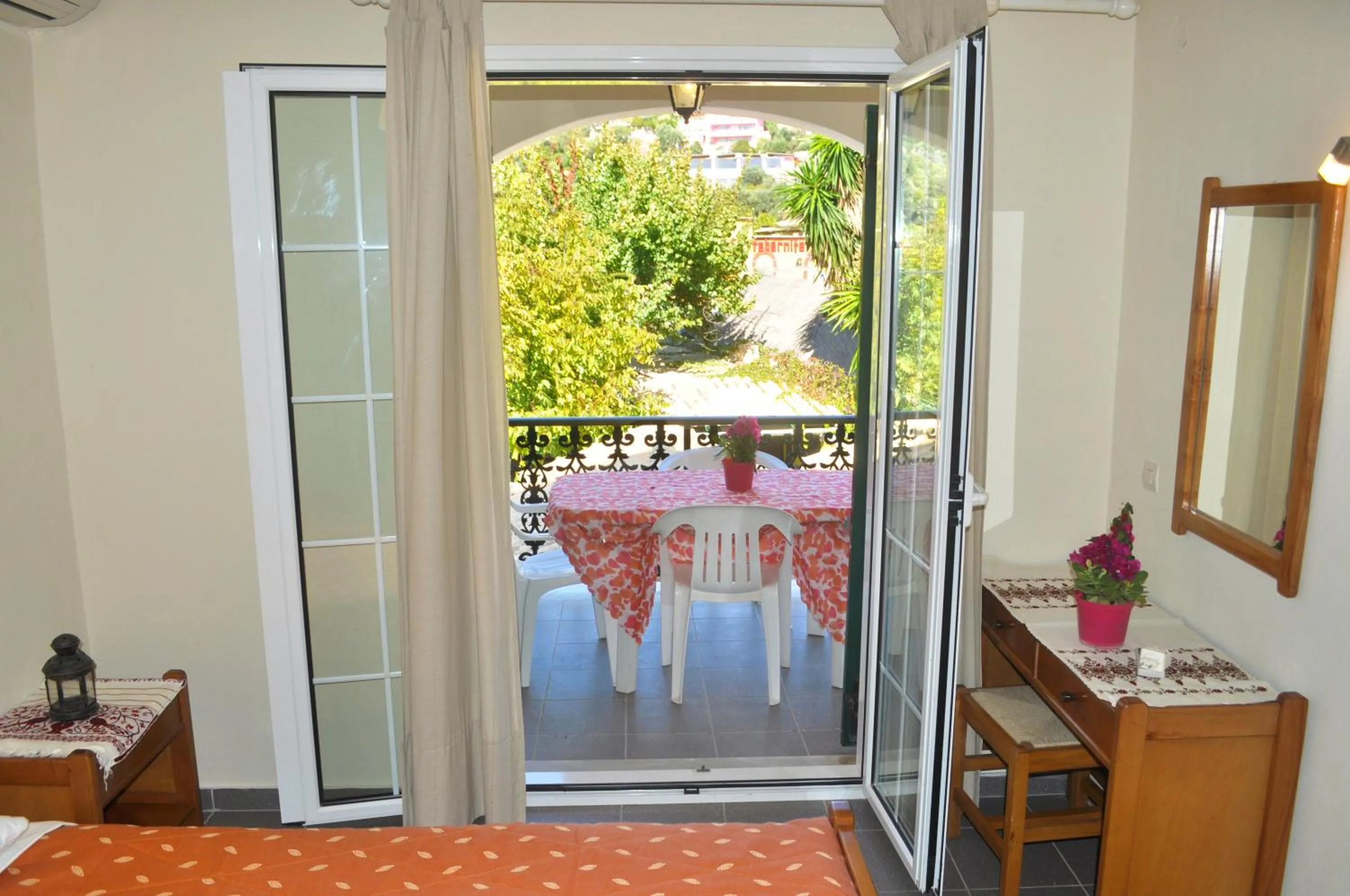 Bedroom in Holiday Apartments yannis on Agios Gordios beach in Corfu